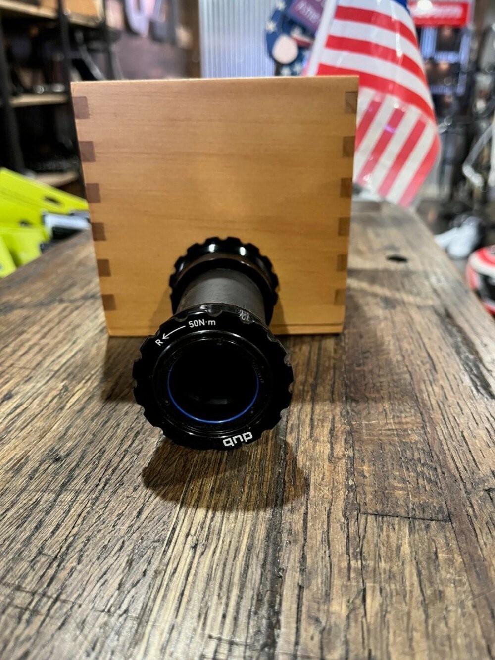 SRAM DUB T47 Bottom Bracket – Take Off