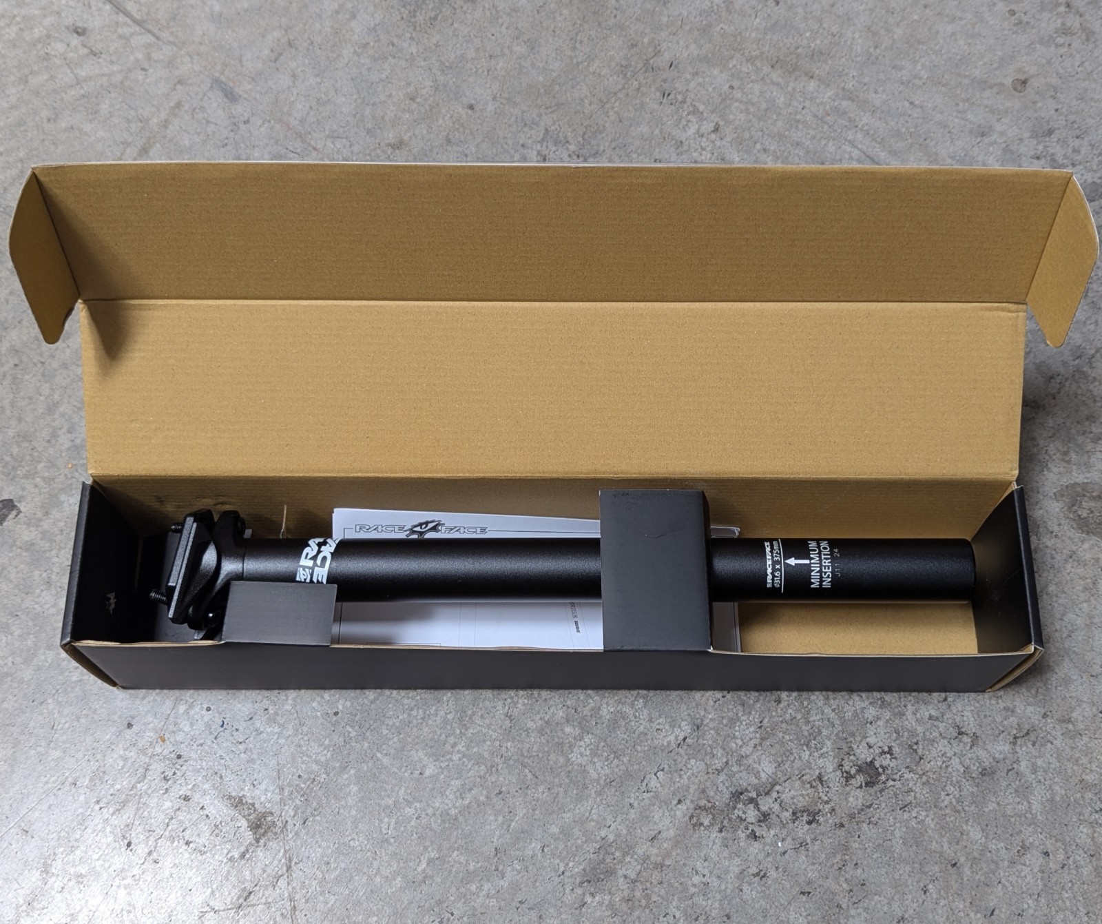 Race Face Ride Seatpost, 31.6 x 375mm, Black