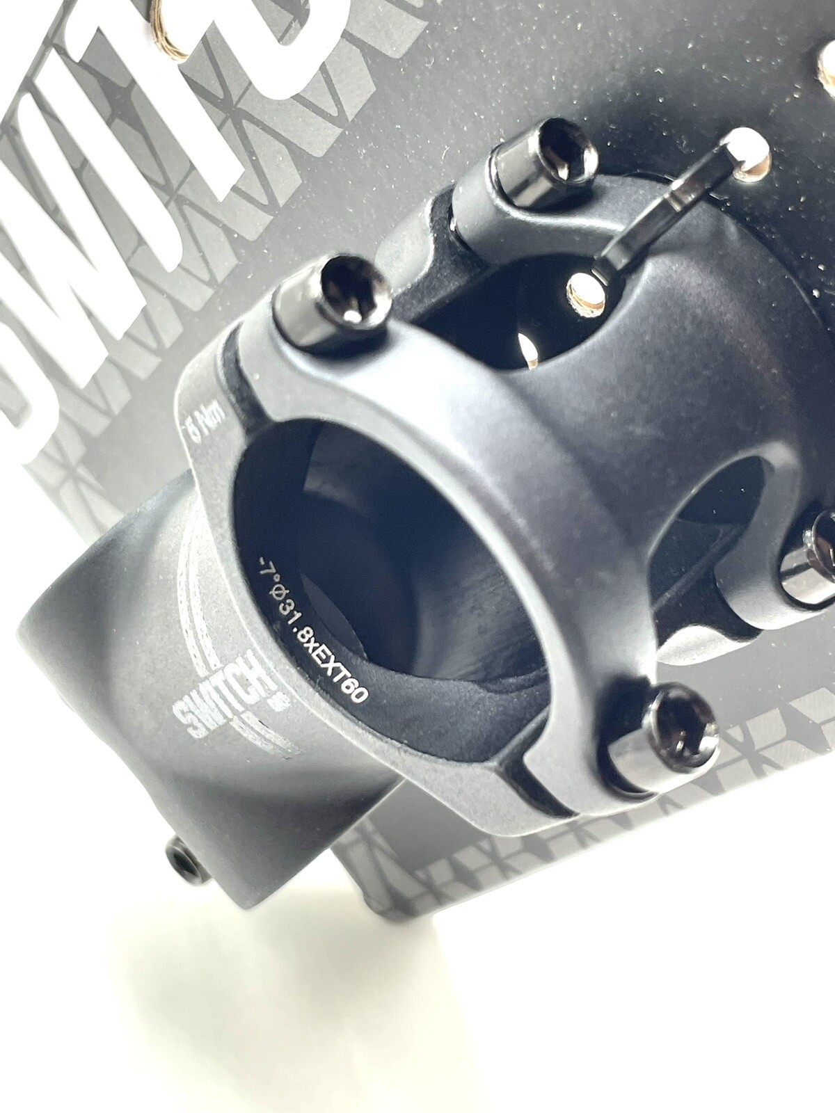 Switch Components Gap Stem 60mm / 31.8 Clamp / 1-1/8” Steerer / -7 Degree