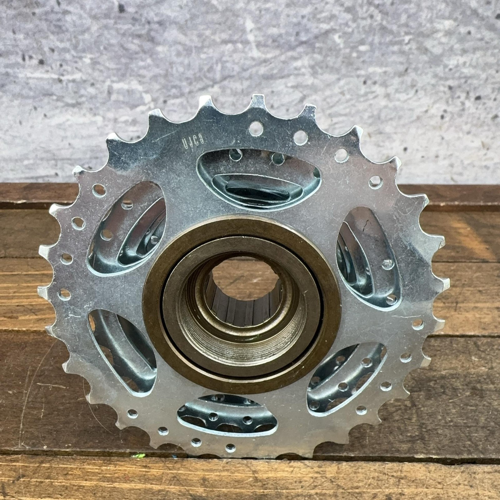 SunRace Freewheel 7 Speed 14-28T 28T Silver Steel Threaded Bike New Open Box