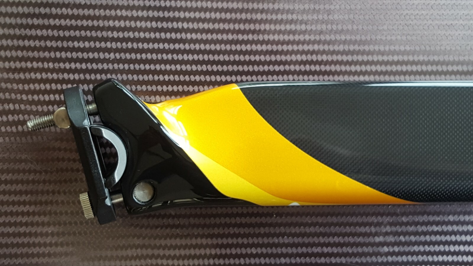 PINARELLO Carbon Aero Seatpost (BLACK/GOLD) Zero Setback 23mm x 60mm (NEW)