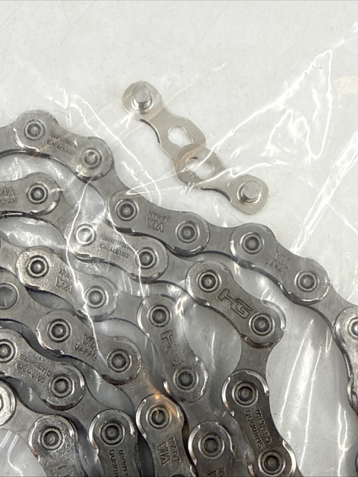 Shimano Deore CN-M6100 12-speed Chain 117 Links NEW in OEM PACKAGE