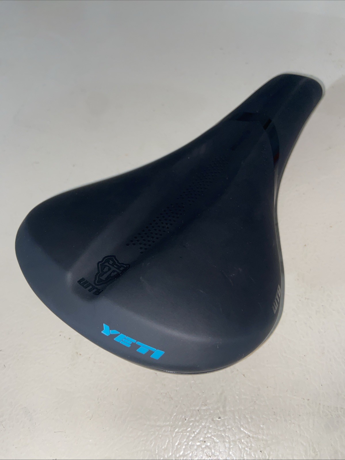 WTB MTB Bike Saddle Yeti Solano HP Take Off