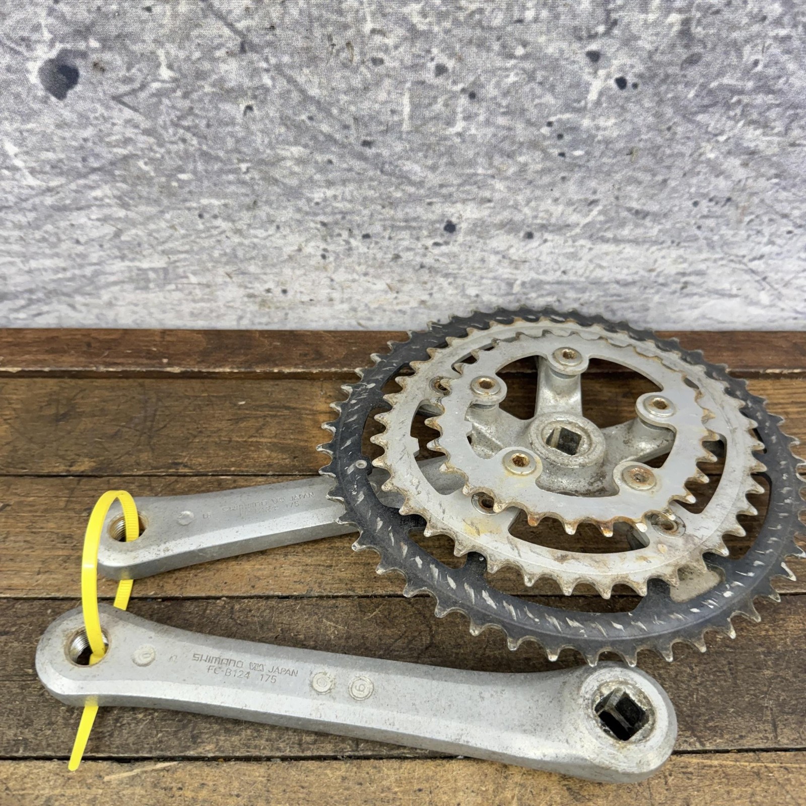 Vintage Shimano FC-B124 Crankset TRIPLE 175 Biopace 48/38/28T 110 BCD Deore 80s