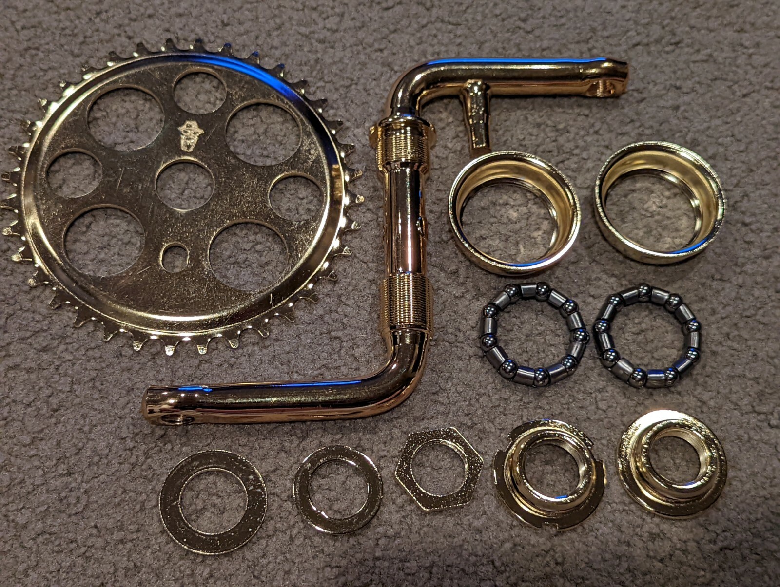 GOLD LUCKY 7 L.R. BICYCLE SPROCKET 36 T, GOLD CRANKS 3 &1/2″,& BOTTOM BEARING