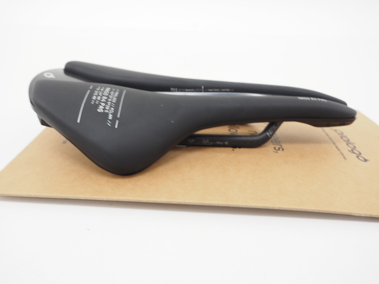 New! Prologo Nago R4 PAS Bicycle Saddle Nack 7×9 Carbon Rails 147 x 245mm Black