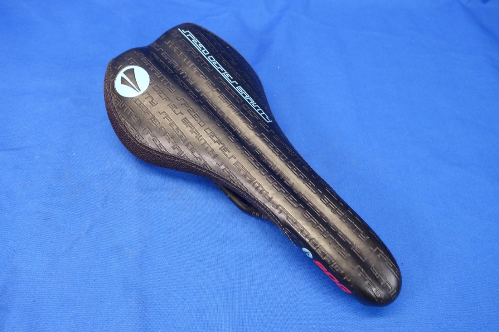 SDG FLY 130mm Width Bike Saddle, Bicycle Seat, Cr-Mo Rails