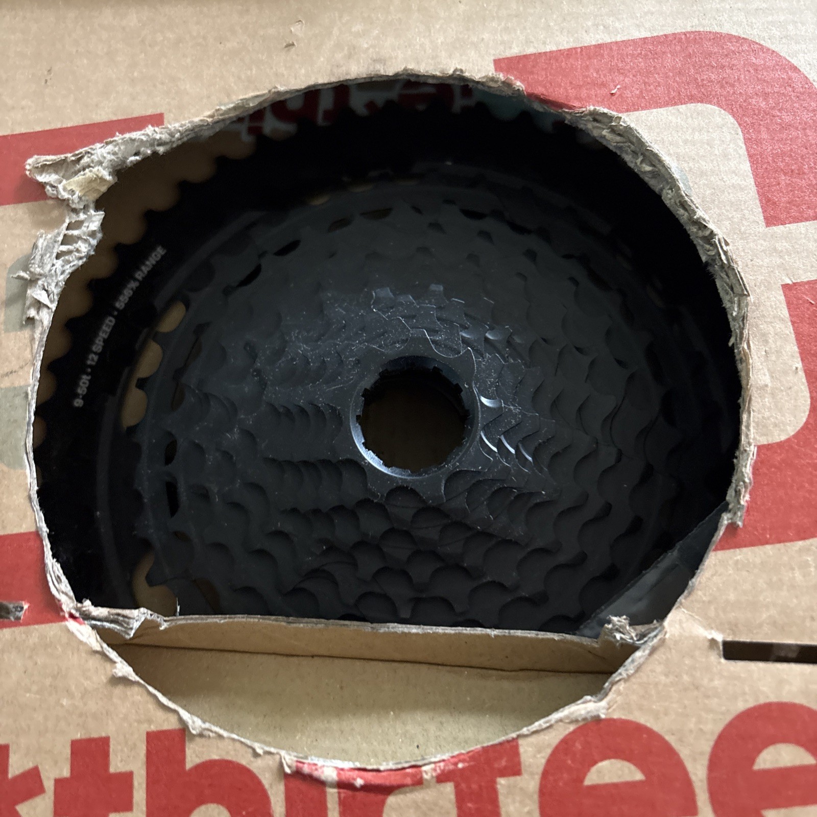 e*thirteen components Helix Plus 9-50t 12-Speed Cassette Black, 9-50t