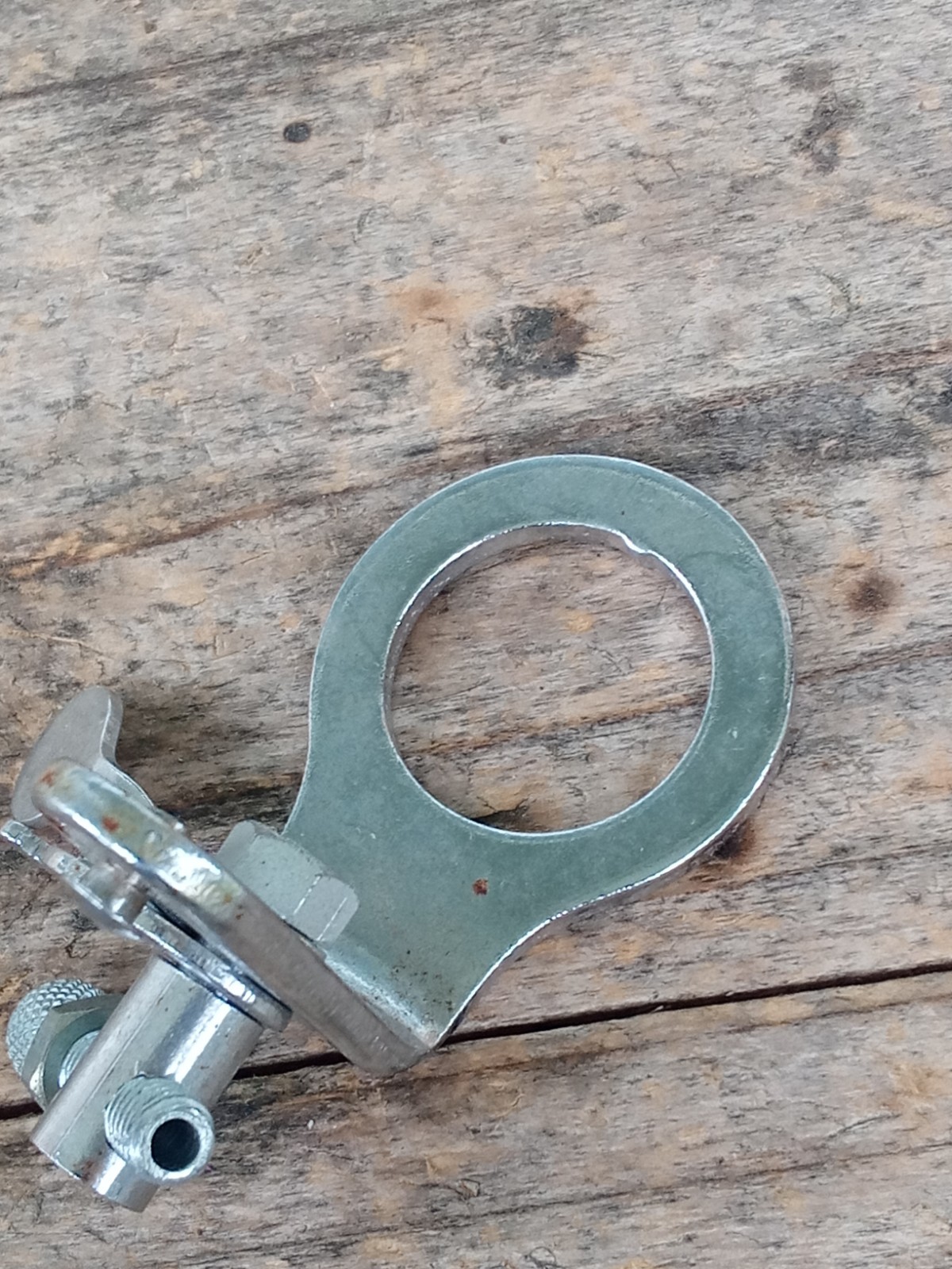 Old School Thick Gauge Front Cable Brake Cable Hanger for 1″ threaded Forks BMX
