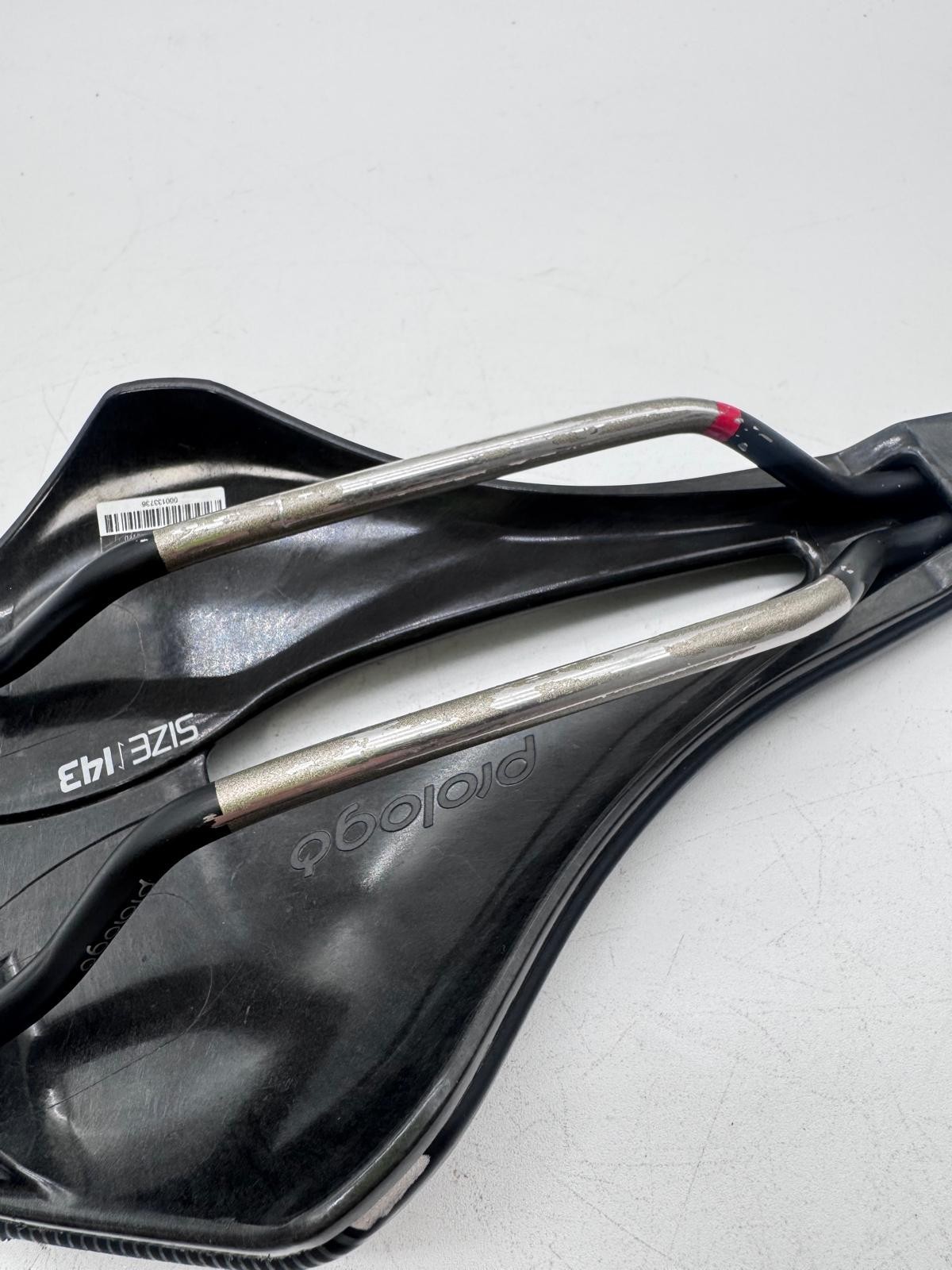 Prologo Dimension 143 Saddle Carbon Shell