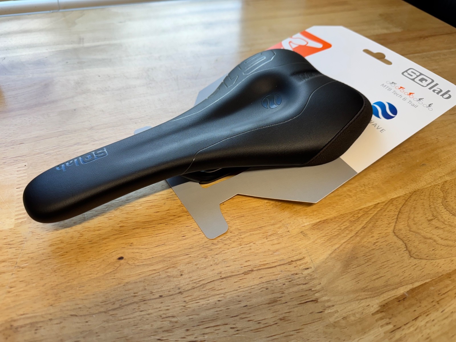 SQlab 611 Ergowave carbon rail 130* saddle, blk