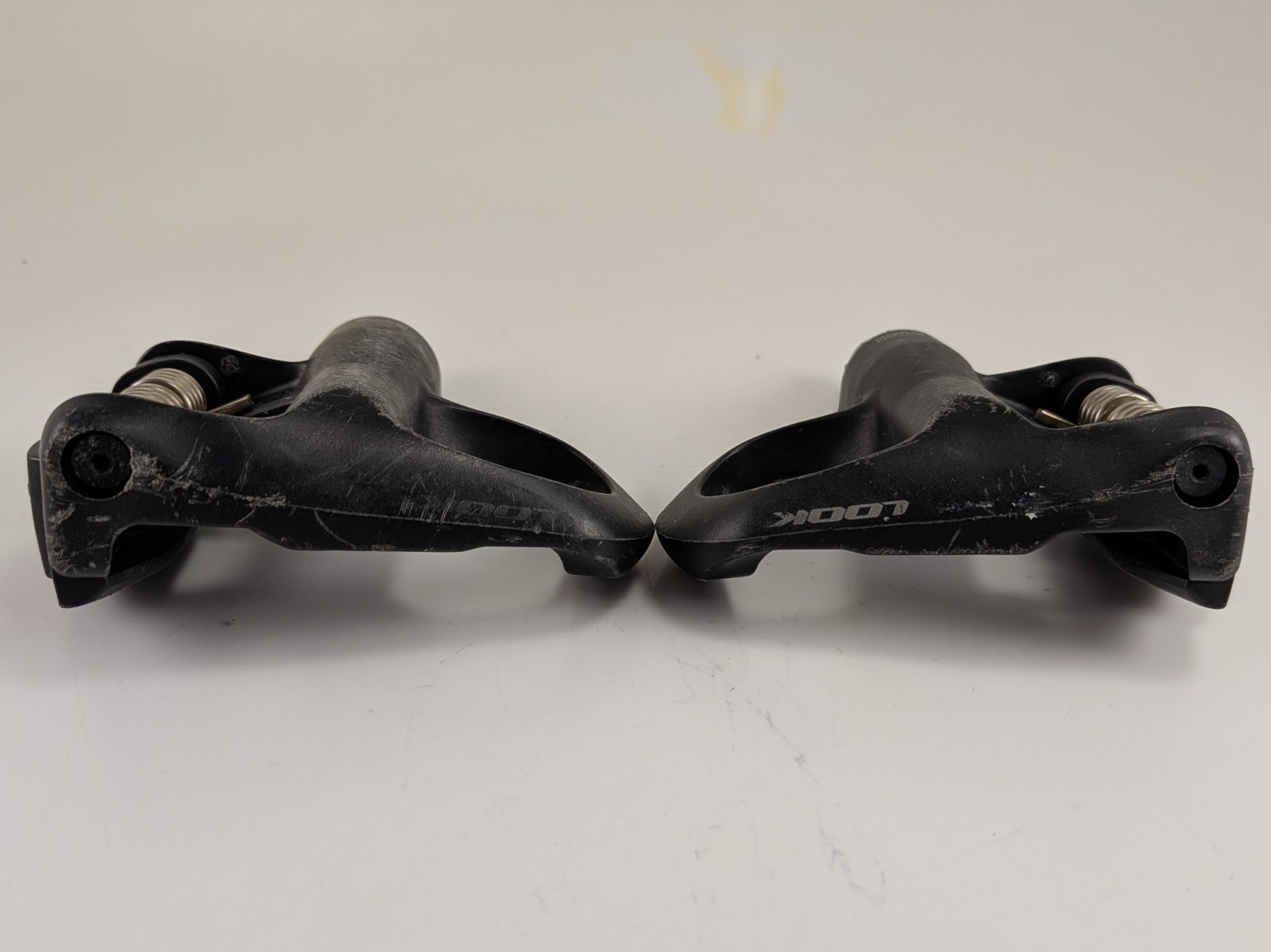 Look Keo Easy Plus Pedals ~ 3-Bolt Cleats Included