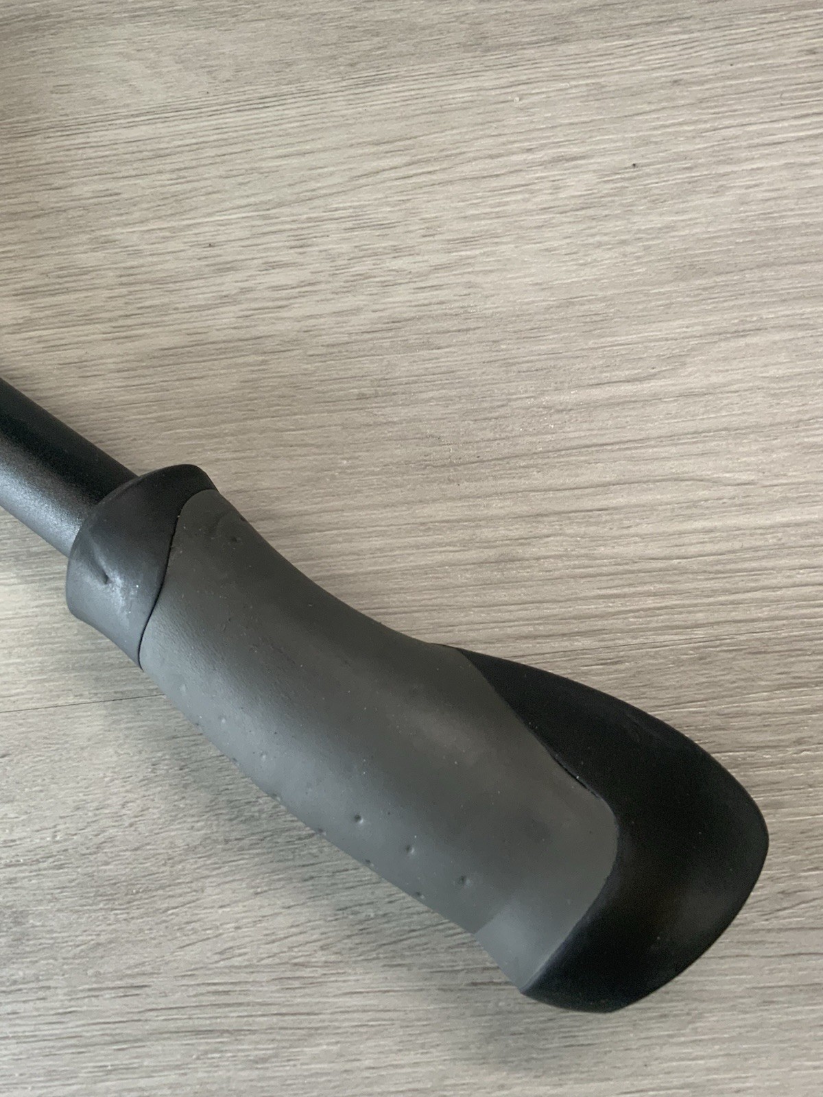 ALUMINUM RISER BAR 640 MM 492 GRAMS WITH AERO GRIPS CLAMP 25.4 MM