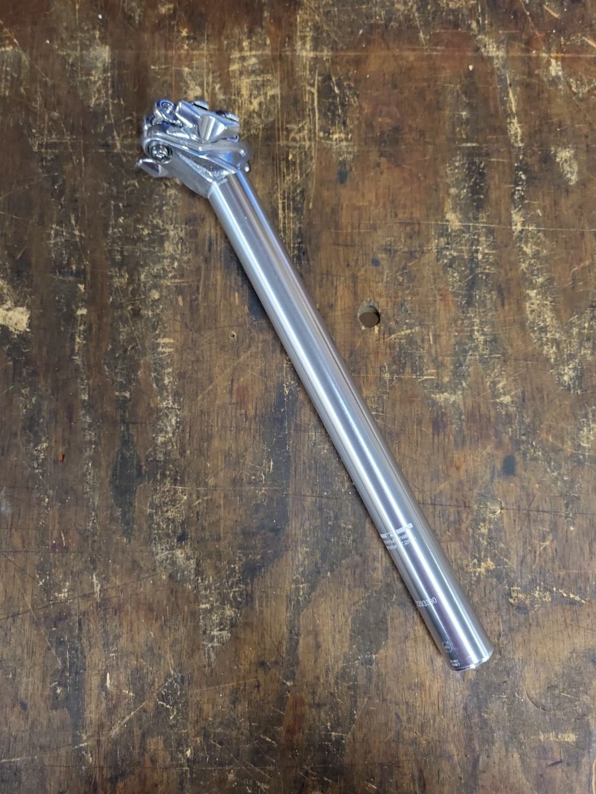 Silver Colored ALUMINUM SEAT POST 27.2 X 330MM NEW. MICROADJUST CLAMP FREE SHIP