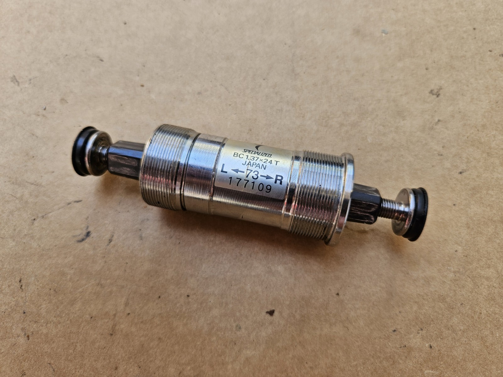 90s Specialized Sealed Cartridge Bottom Bracket 73mm Shell x 110mm Spindle