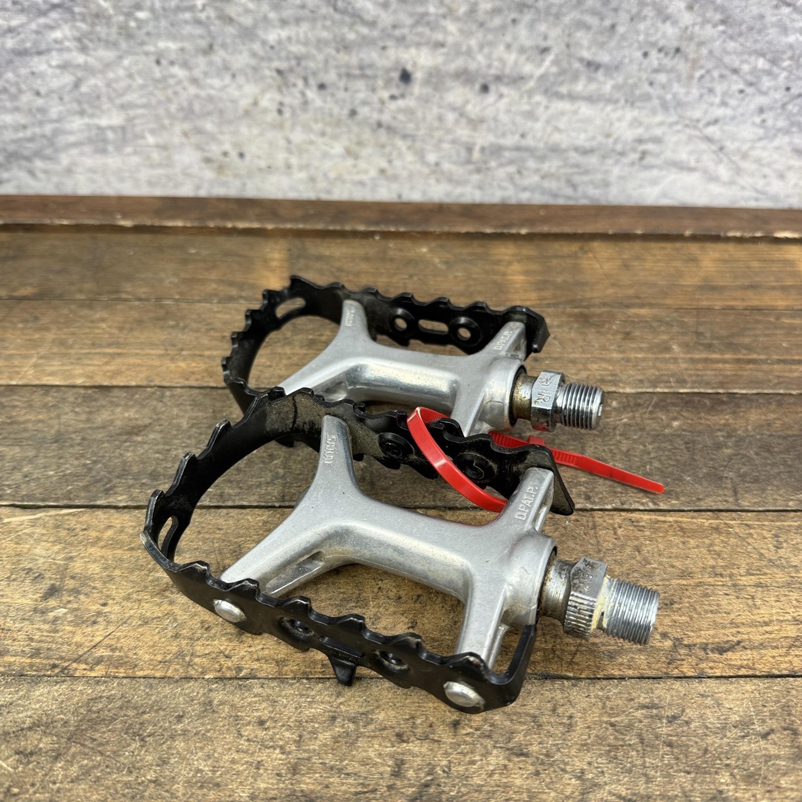 Vintage Sakae MTP-126 Pedals 9/16 Black Low Fat 90s MTB Pair 421g Japan