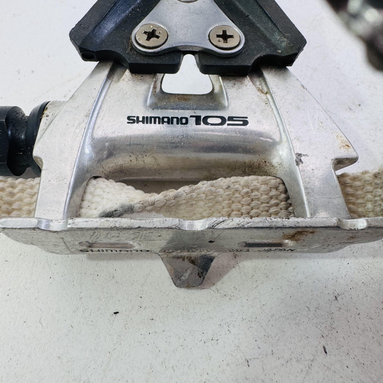 Vintage Shimano 105 PD-1050 Pedals 9/16 Toe Clips Straps Road Bike Japan A81