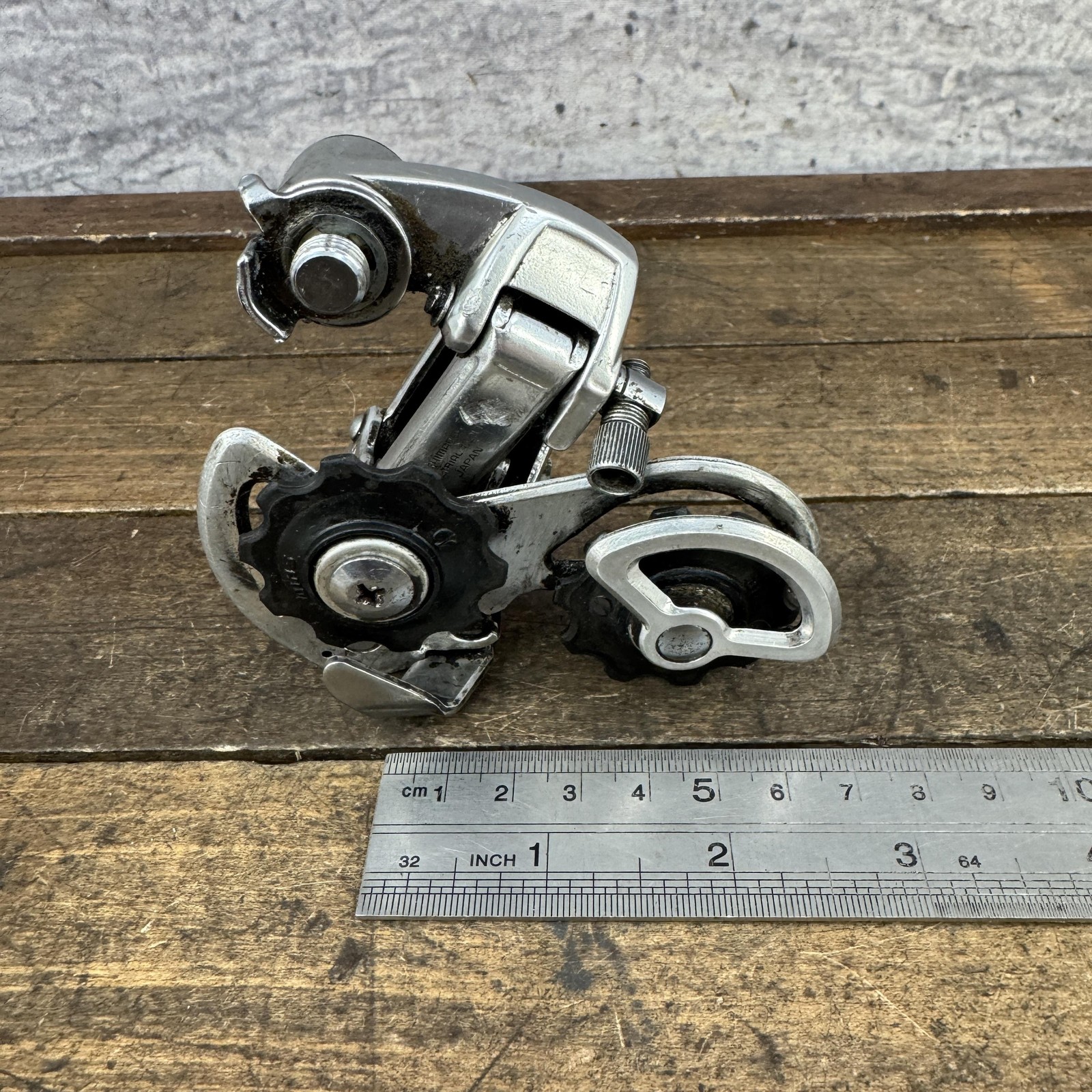Vintage Shimano 600 Arabesque Rear Derailleur Short Cage Bolt-On Japan Race