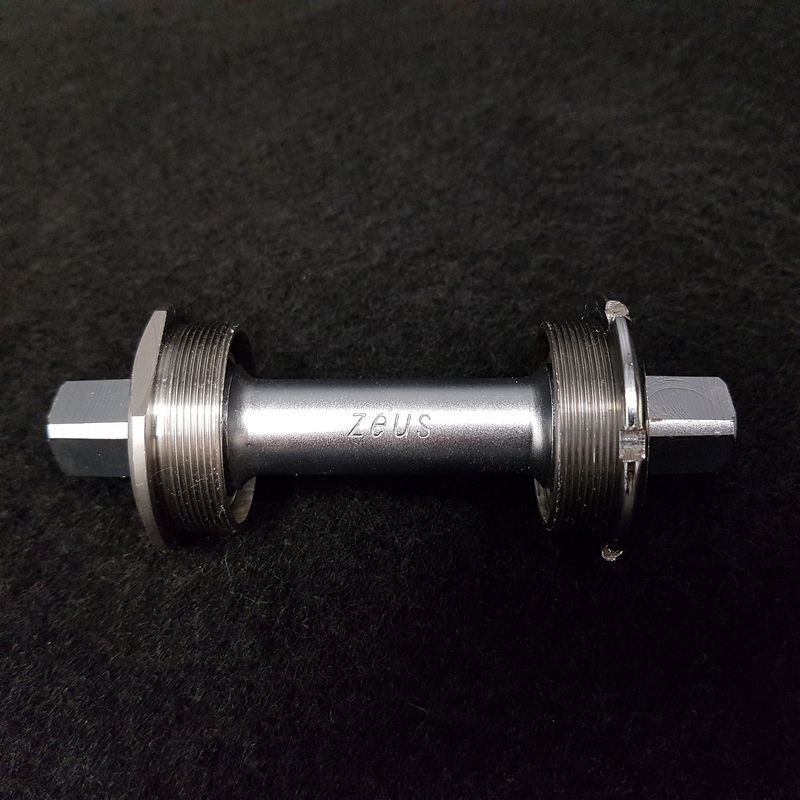 Bottom Bracket Axis N.O.S «ZEUS PISTA» 109 Mm 35X1 (Ref 526)