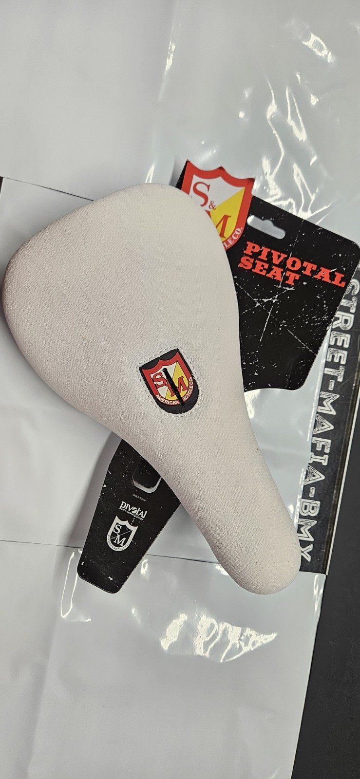 S&M BMX BIKE SEAT SLIM Pivotal HEMP WHITE FIT GT SE KINK DK FBM HARO 10oz. new