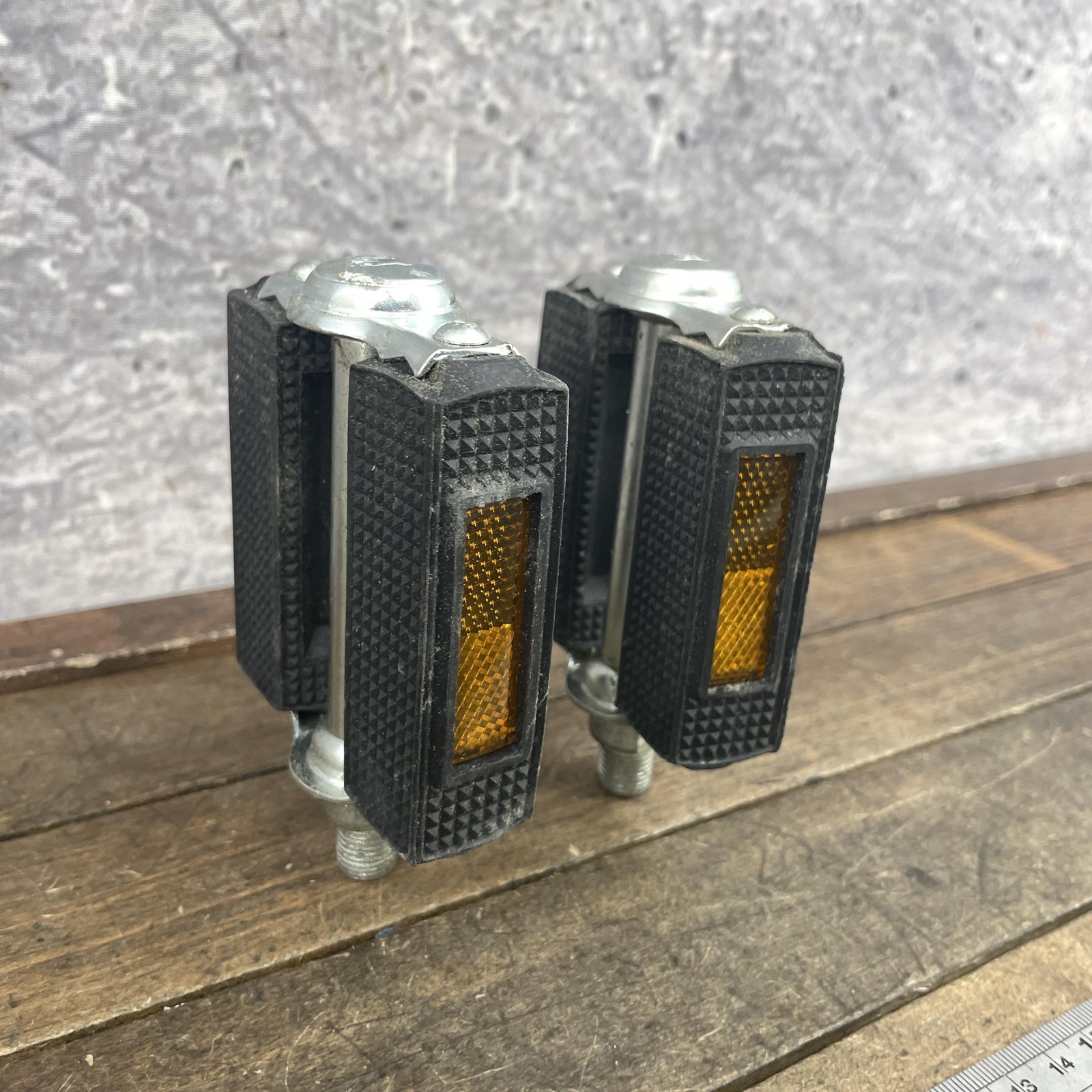 Vintage Union 275 Bike Pedals NOS 1/2 Black Rubber Pair Germany Cruiser