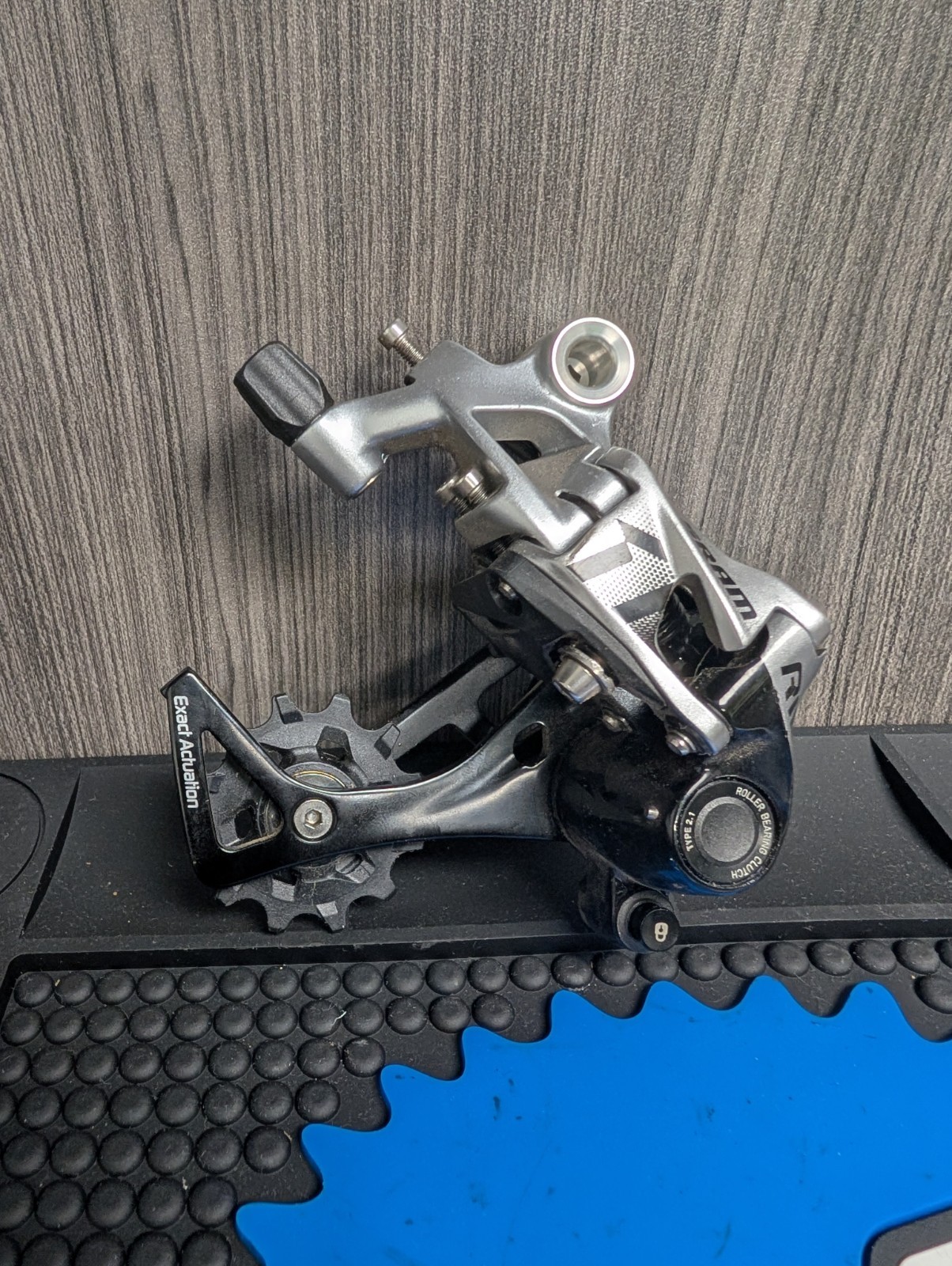 SRAM Rival 1 Type 2.1 Rear Derailleur 11-Speed Exact Actuation Medium Cage