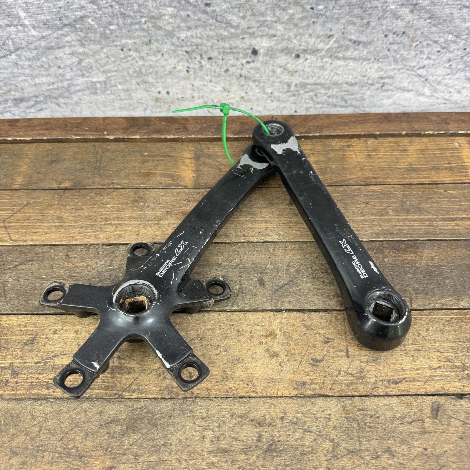 Vintage Shimano Deore LX Crank Set FC-M560 175 Mm 110 BCD MTB Black Arms 1990s