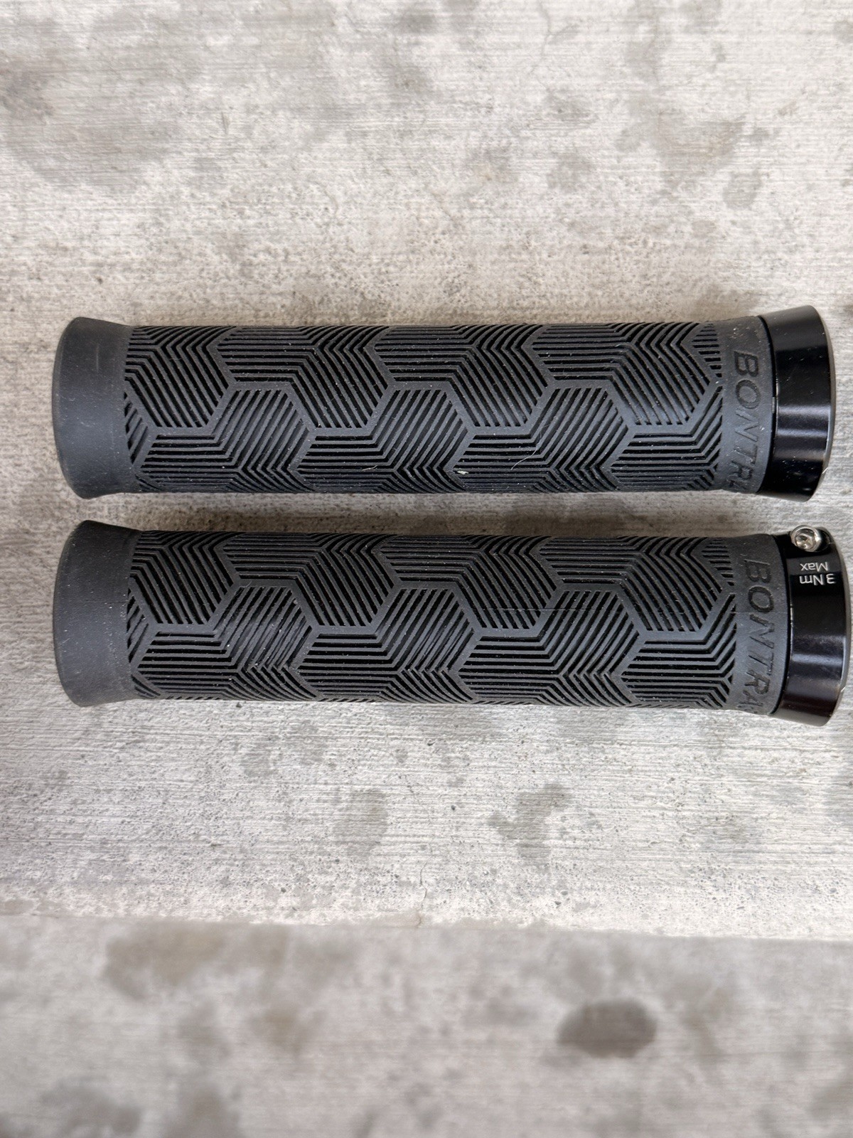 Bontrager Lock-On Bicycle Handlebar Grips, Black Rubber, 22.2mm, Pair