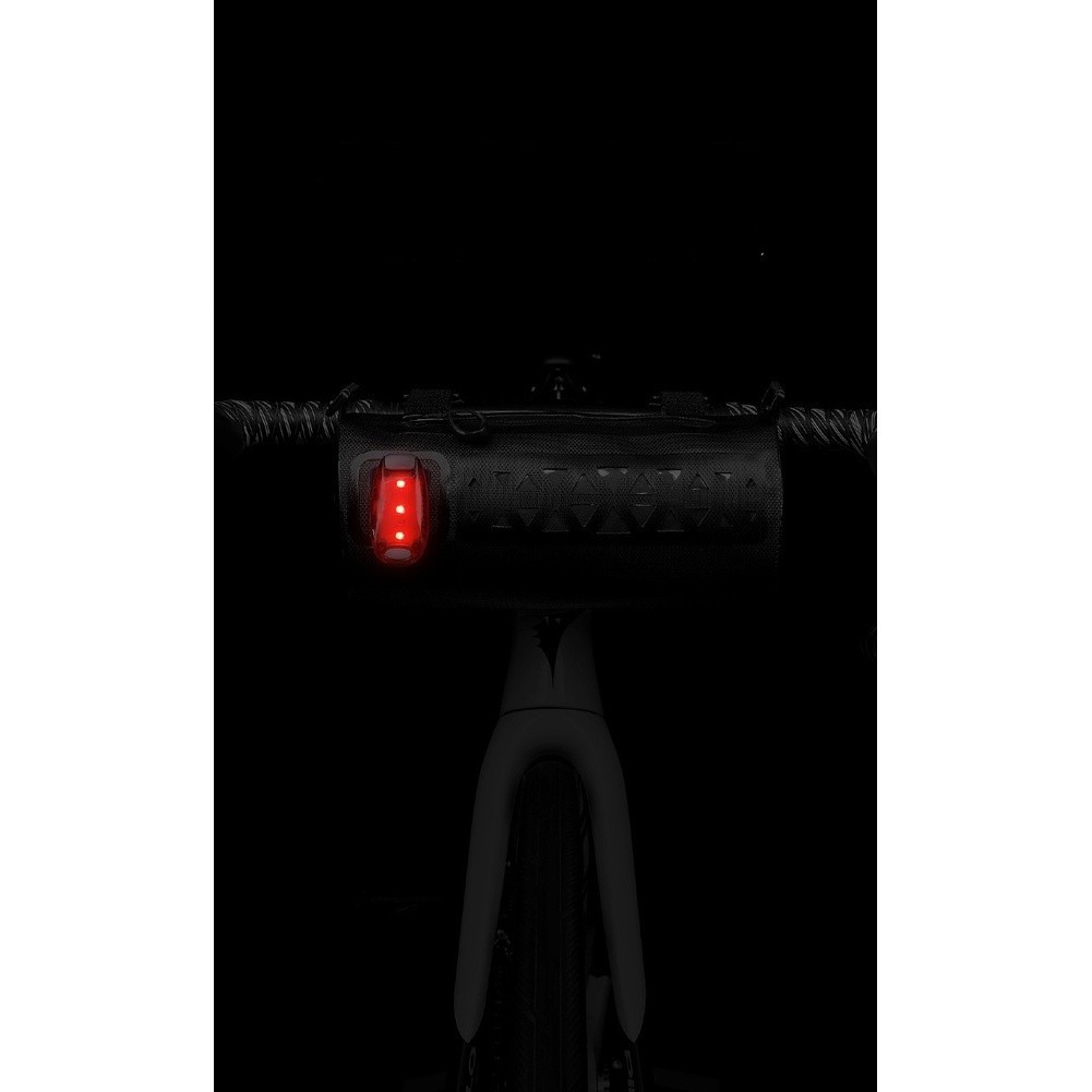 Waterproof Cycling Handlebar Bag with Quick Installation 23x11cm Reflective