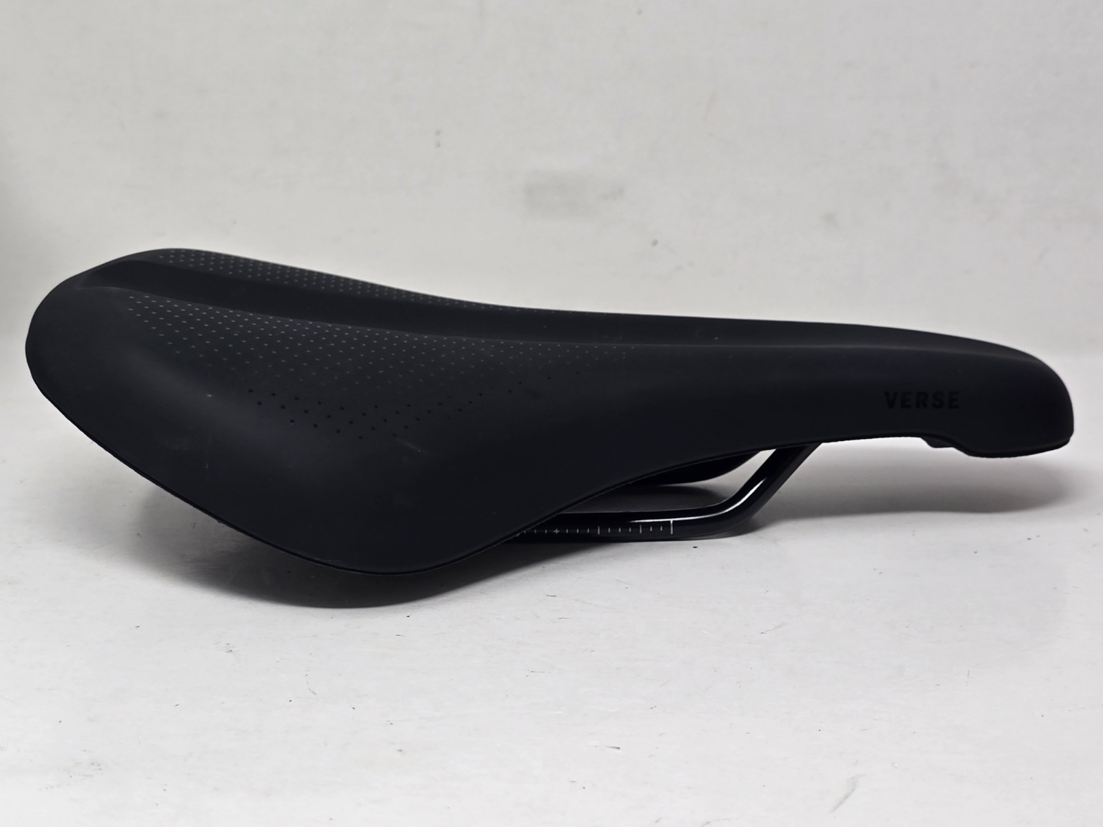 Trek Verse Bike Saddle, 250mm x 145 mm, Steel Rails, #5302897