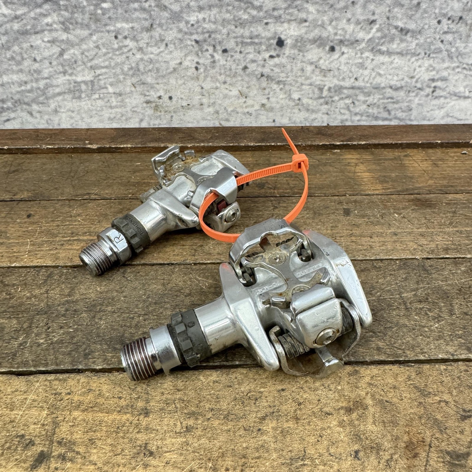 Vintage Shimano Deore XT Pedals SPD PD-M747 Clipless MTB Bike 9/16 390g Japan