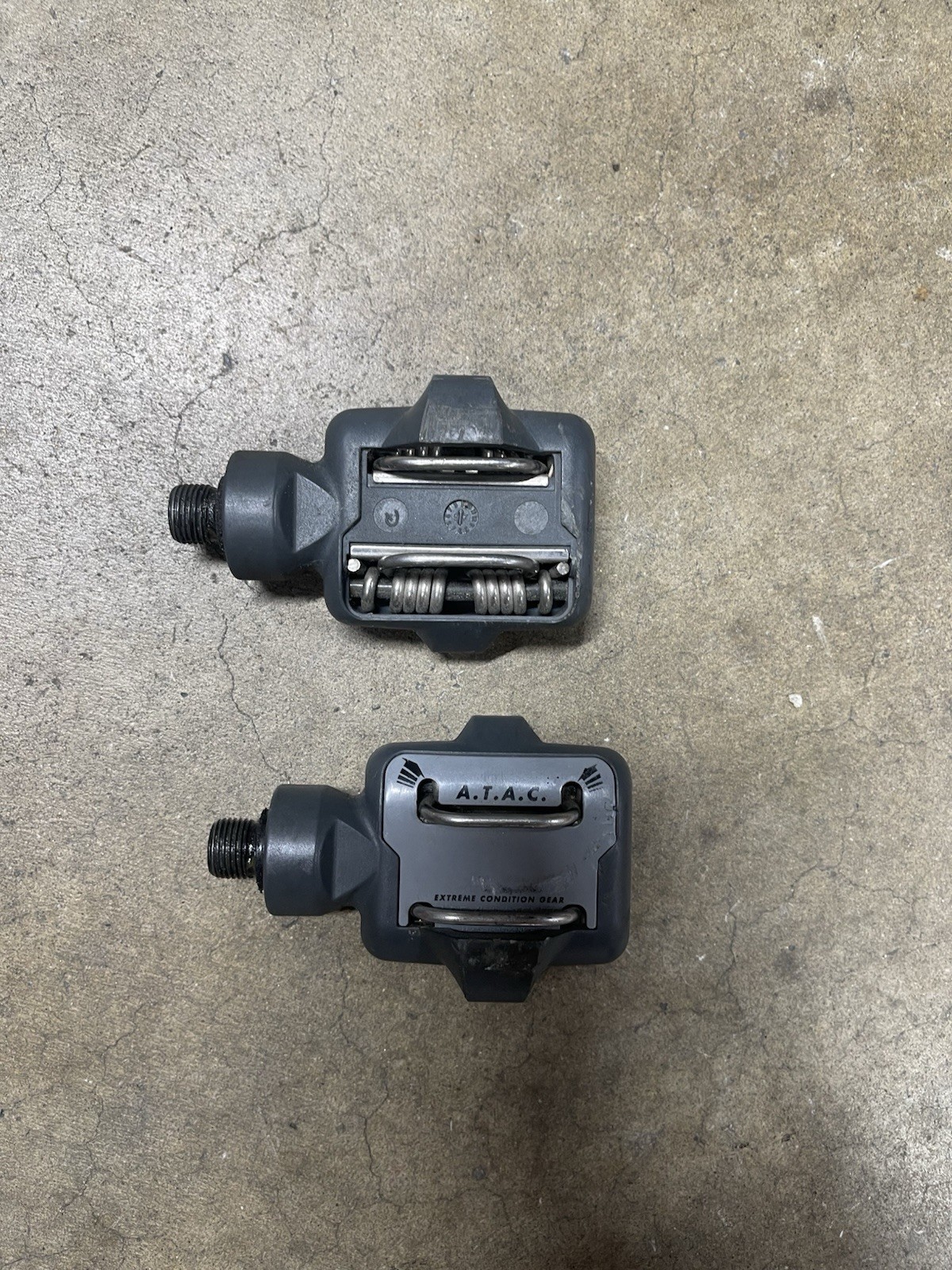 TIME ATAC Clipless Mountain Bike Pedals Pair Composite/Steel Gray Black Silver