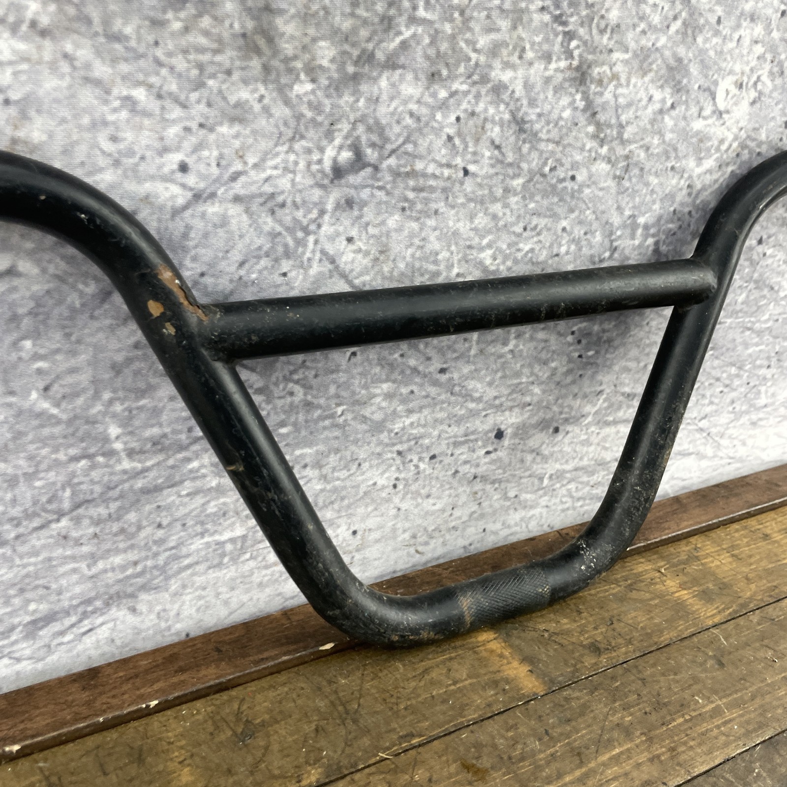 BMX Bike Handlebars Black Steel Tall Rise 9in 28 Inch Wide Retro Freestyle 920g