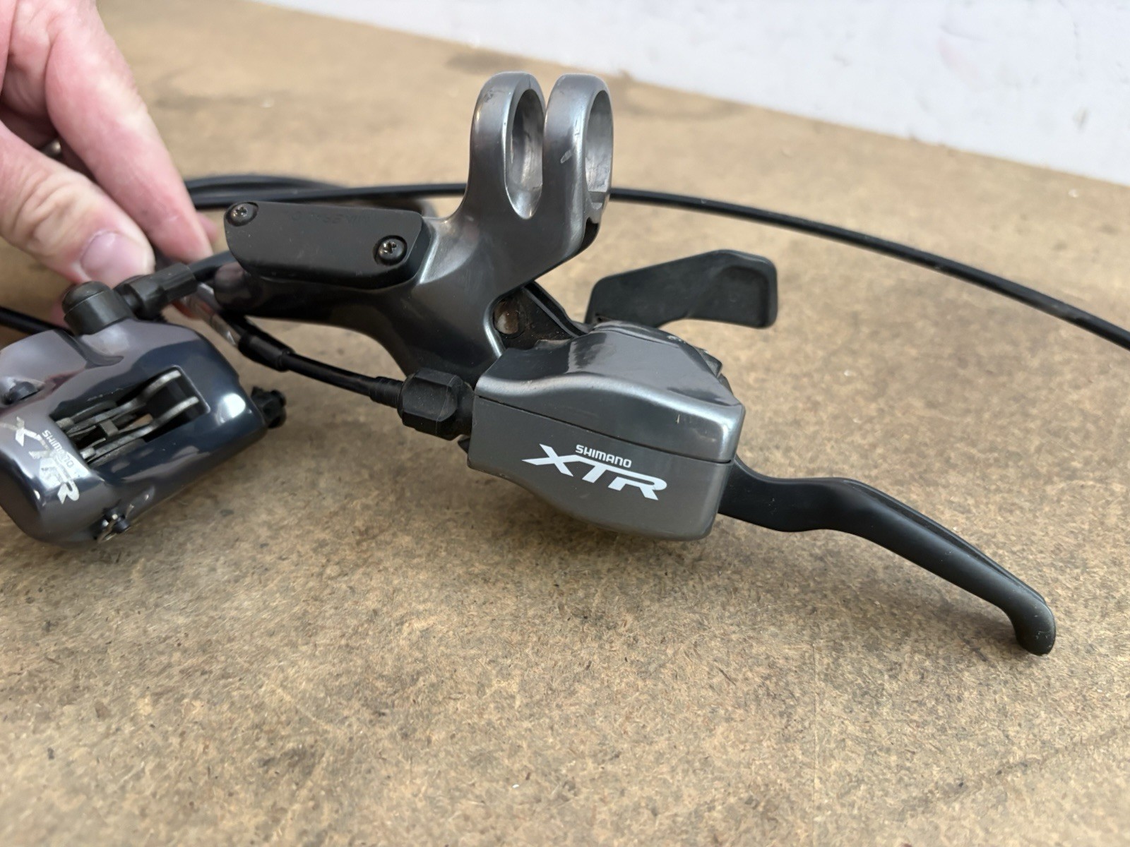 Shimano XTR ST-M965 Dual-Control Set Shift Brake Levers & Calipers Shifters