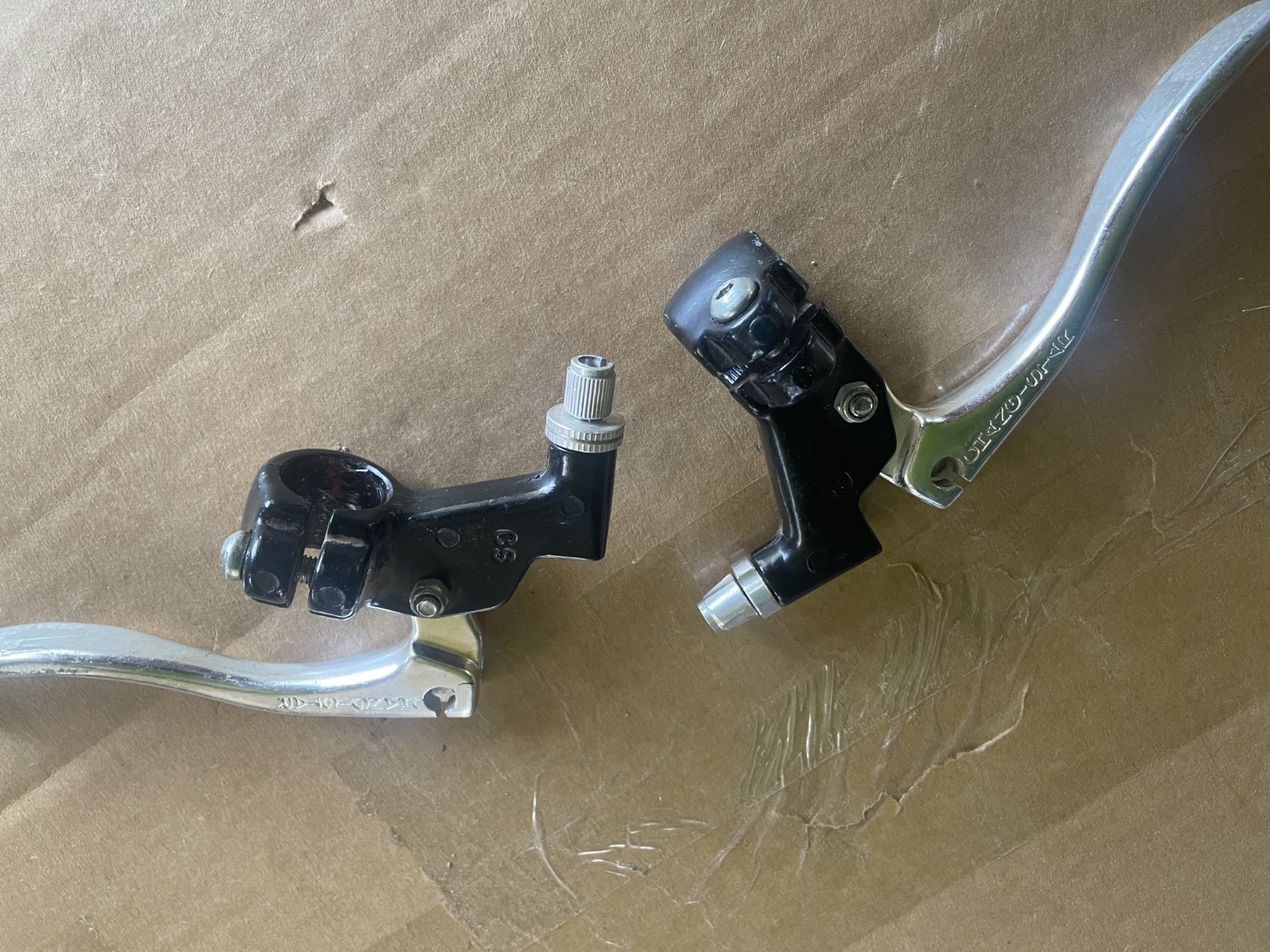 Chang Star Vintage Two-Tone 4 Finger Brake Levers Ø22.2 Caliper/Cantilever