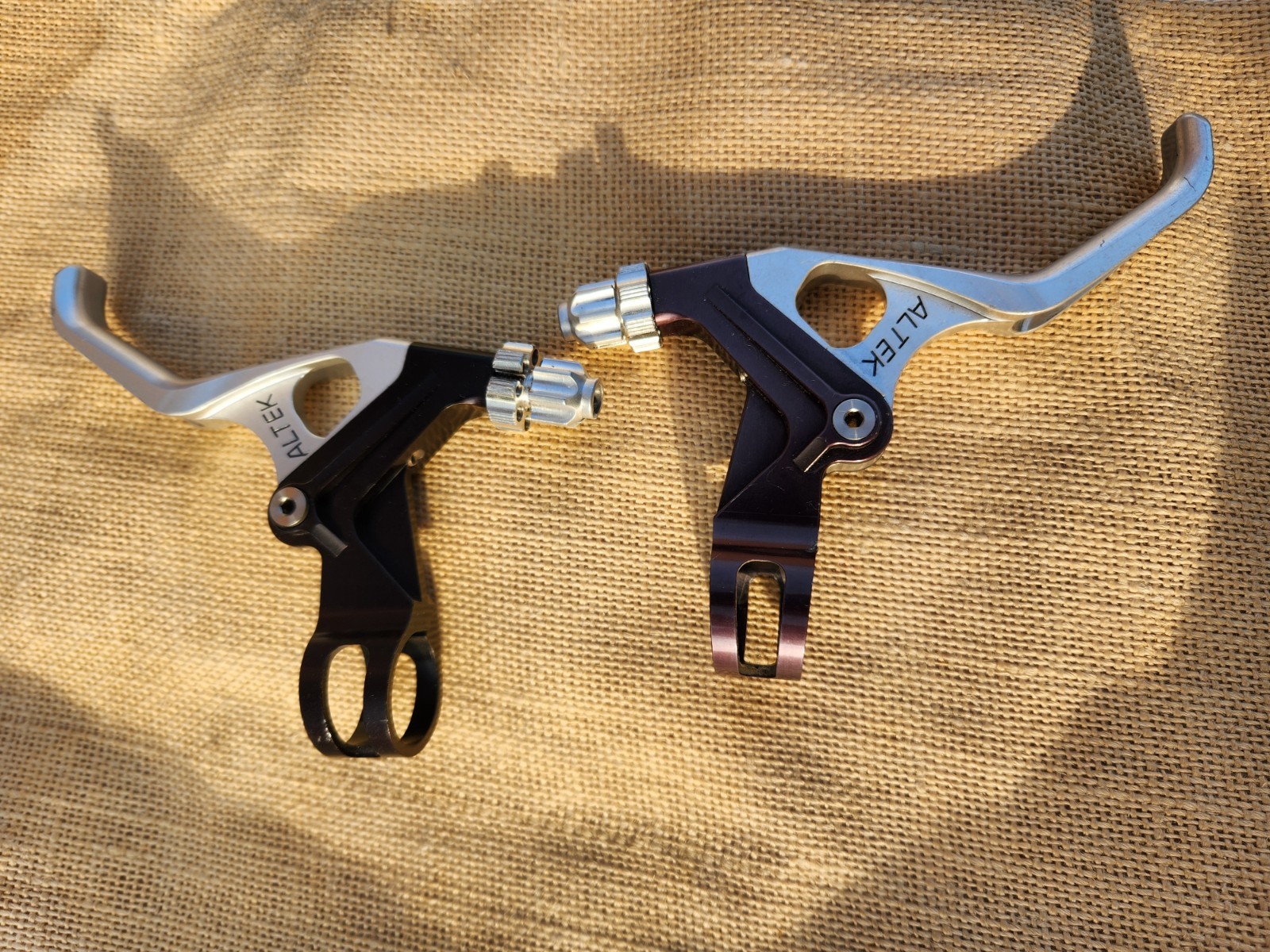 DEFECTIVE Altek Silver CNC VBrake Levers for Vintage Mountain Bike G3D
