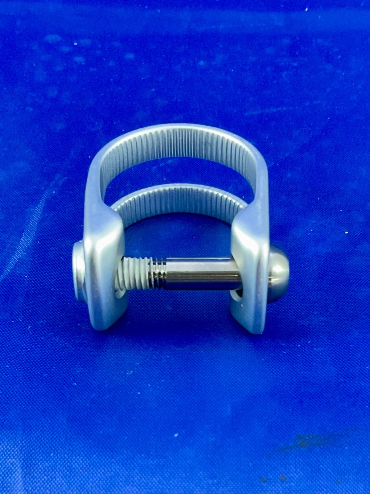 One Sram Disc Brake Clamp Silver Right O Left or MTB Disc brakes Ti Bolt NOS