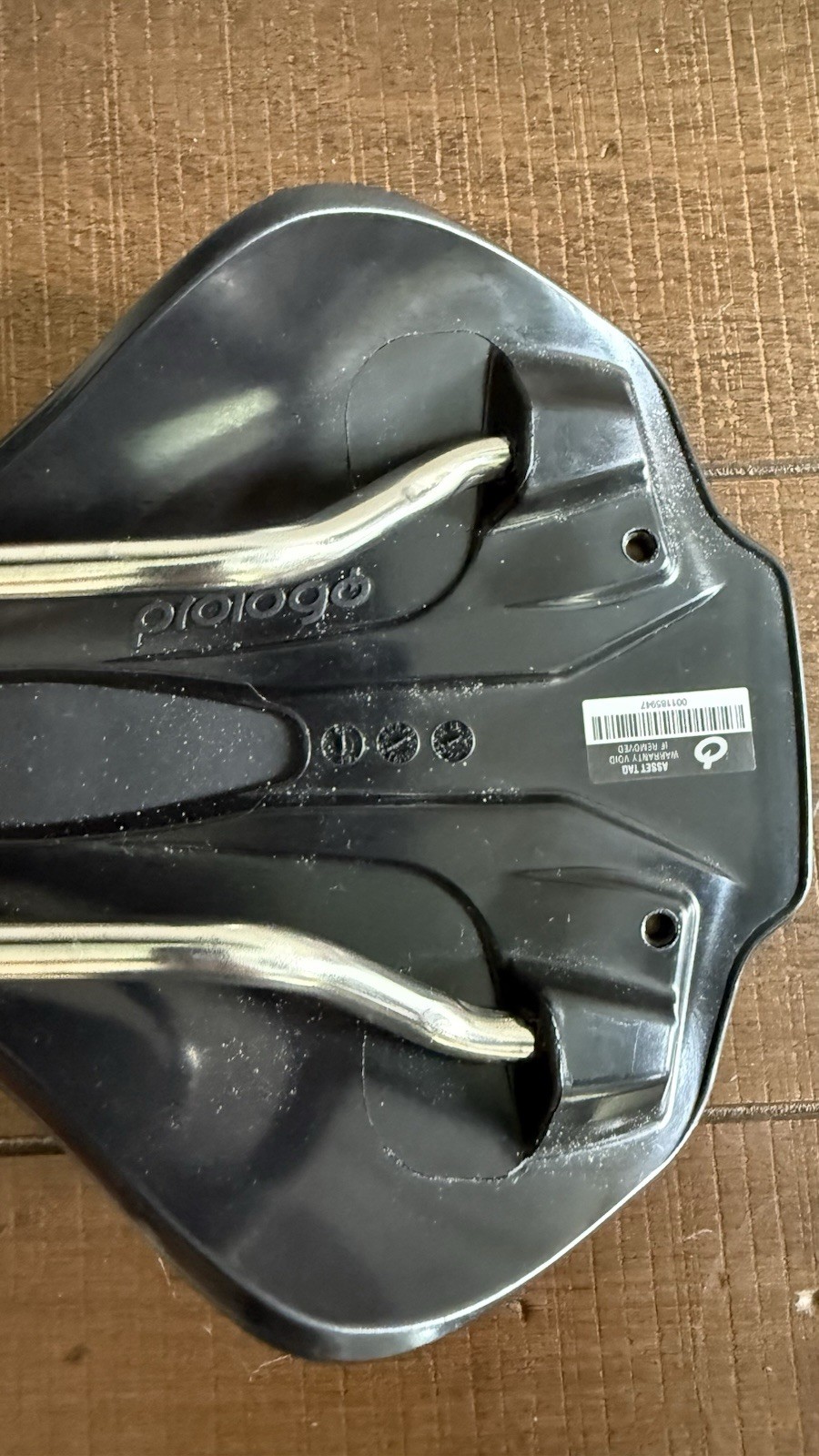 Prologo Scratch M5 Saddle, Nack Carbon Rails, 169 grams, 140 x 250mm