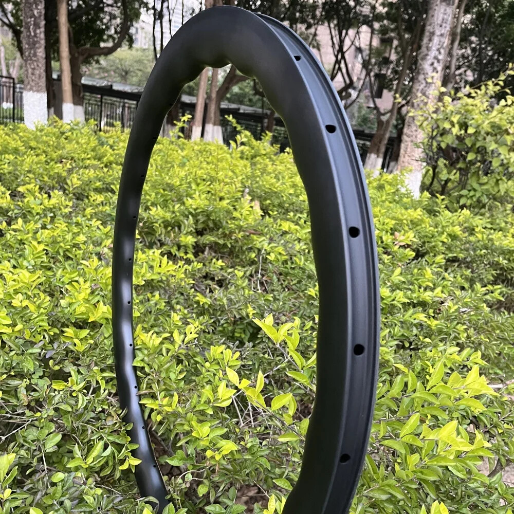 700C Gravel Bike Wave Carbon Rims 28mm Wide 45mm Depth Disc Brake Tubeless
