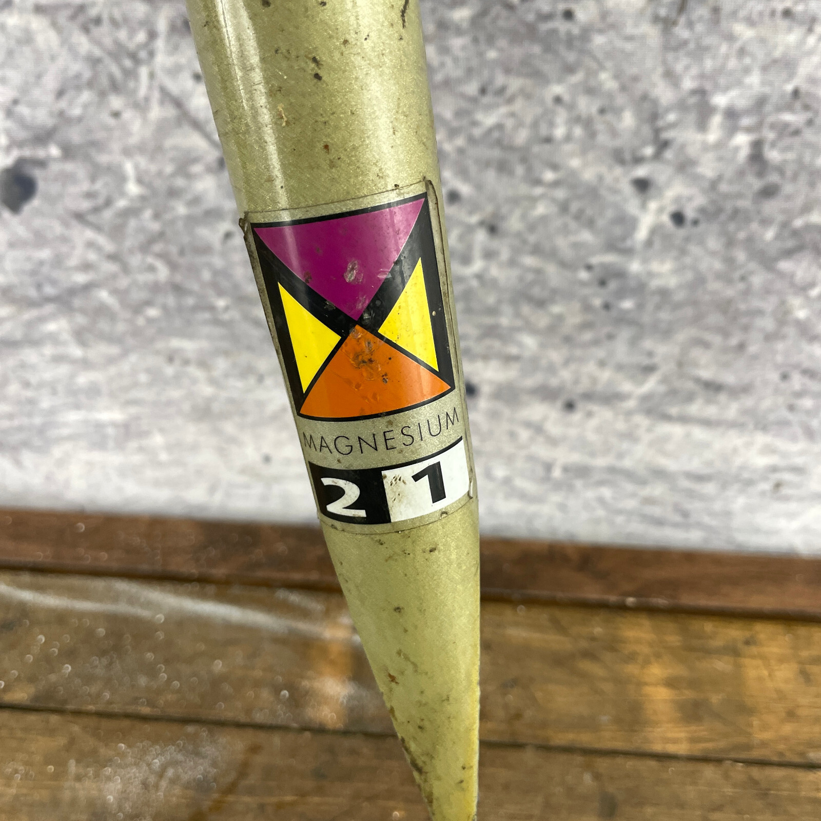 Vintage Rock Shox Mag21 Fork 1 in Threaded 26 in 5.5″ Steerer 26 Mag 21 1″ Parts