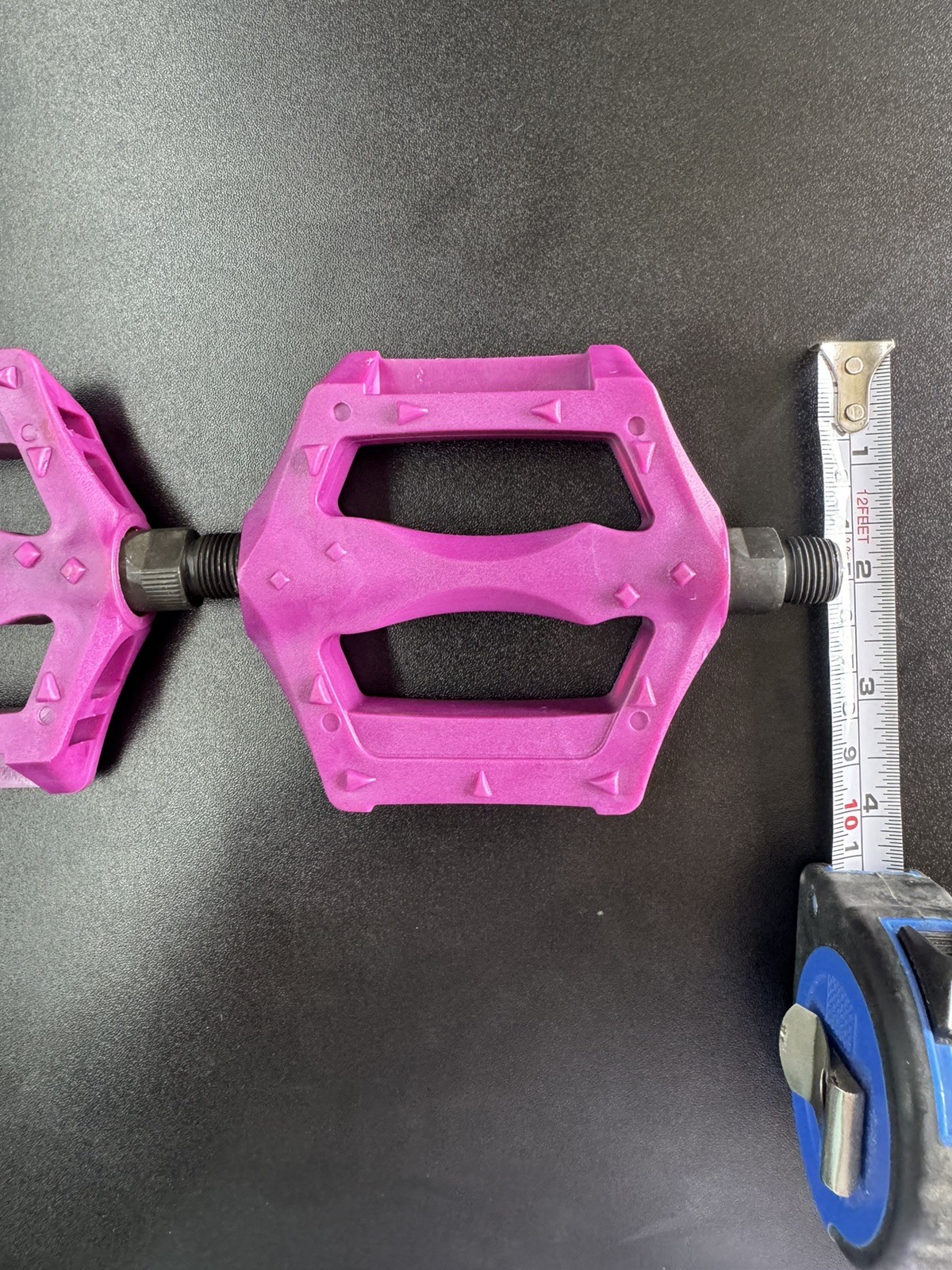 Resin Body Pedals 9/16″ PURPLE