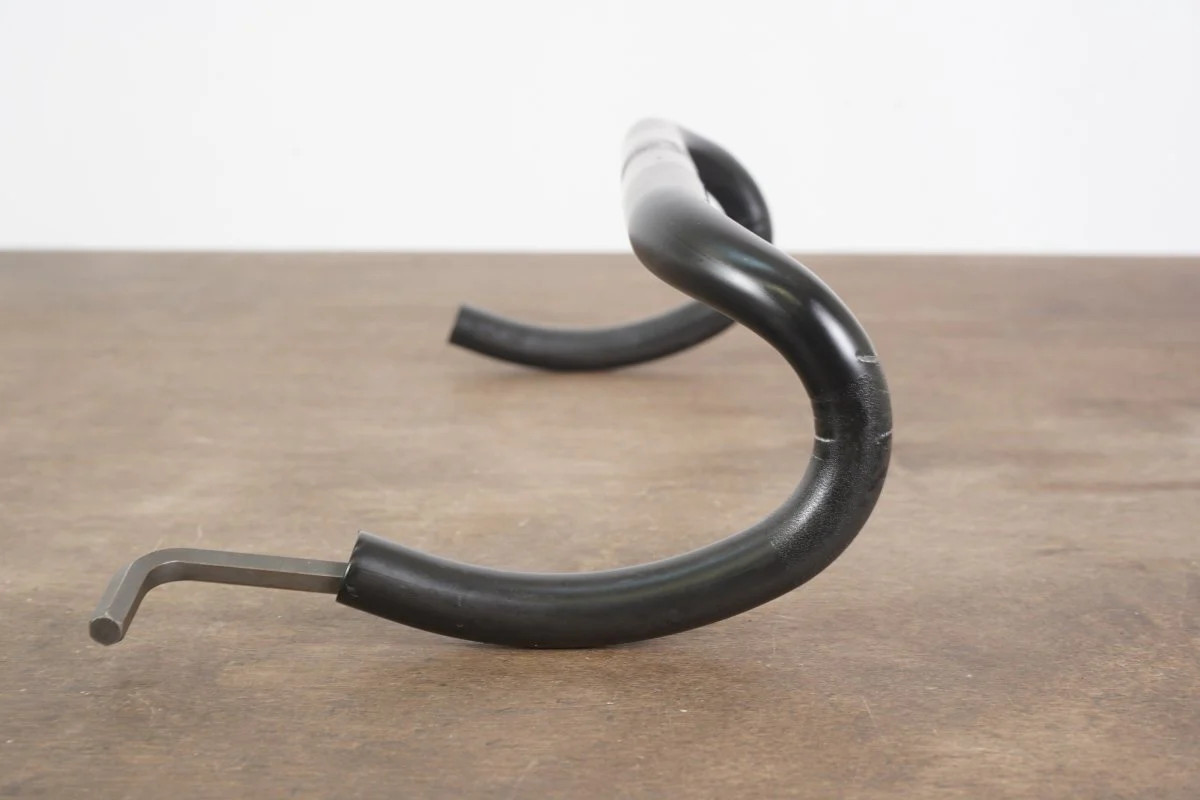 44cm Giant Contact SLR Carbon Aero Compact Road Handlebar 31.8mm