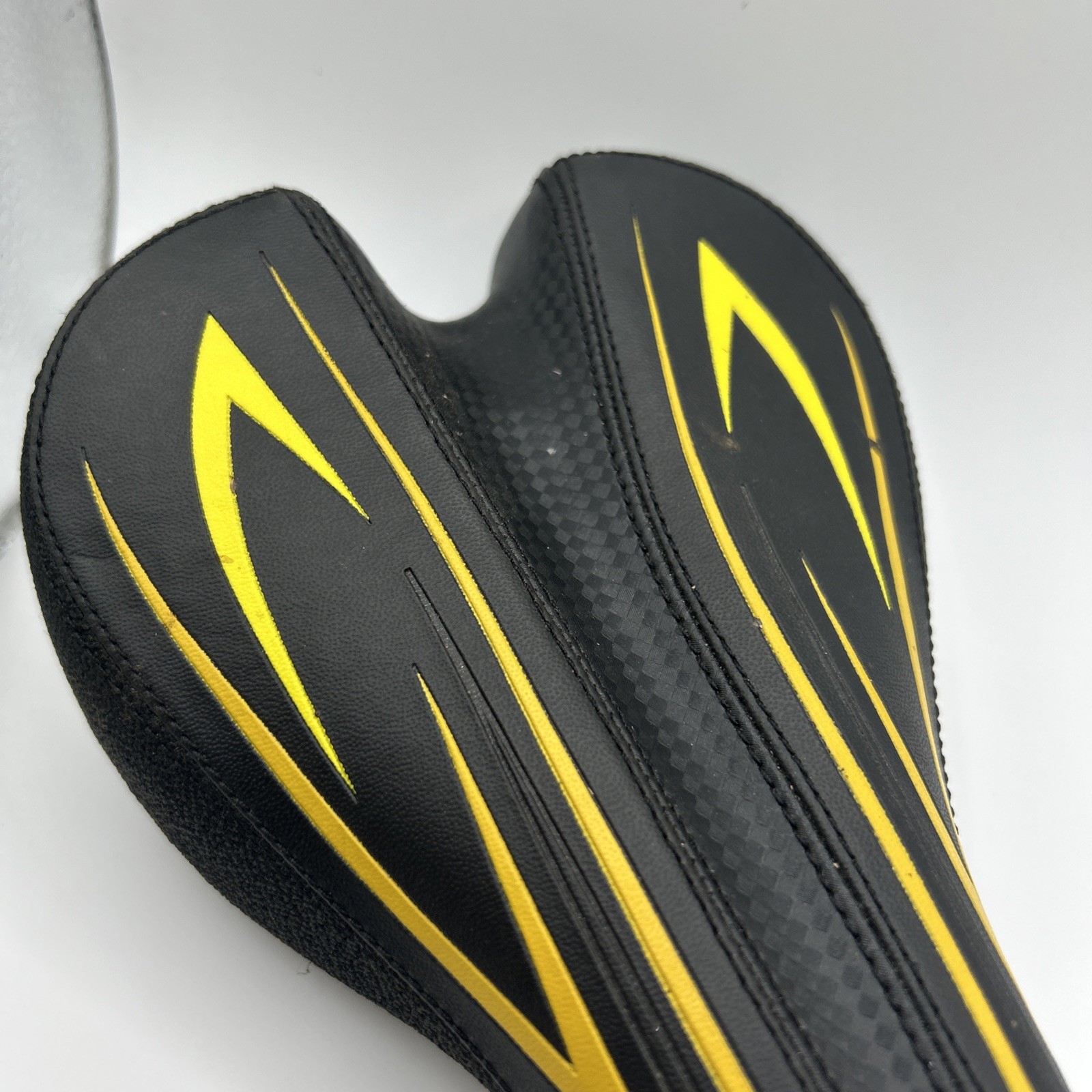 Specialized Saddle Seat VL-2130 Black And Mustard Yellow Used
