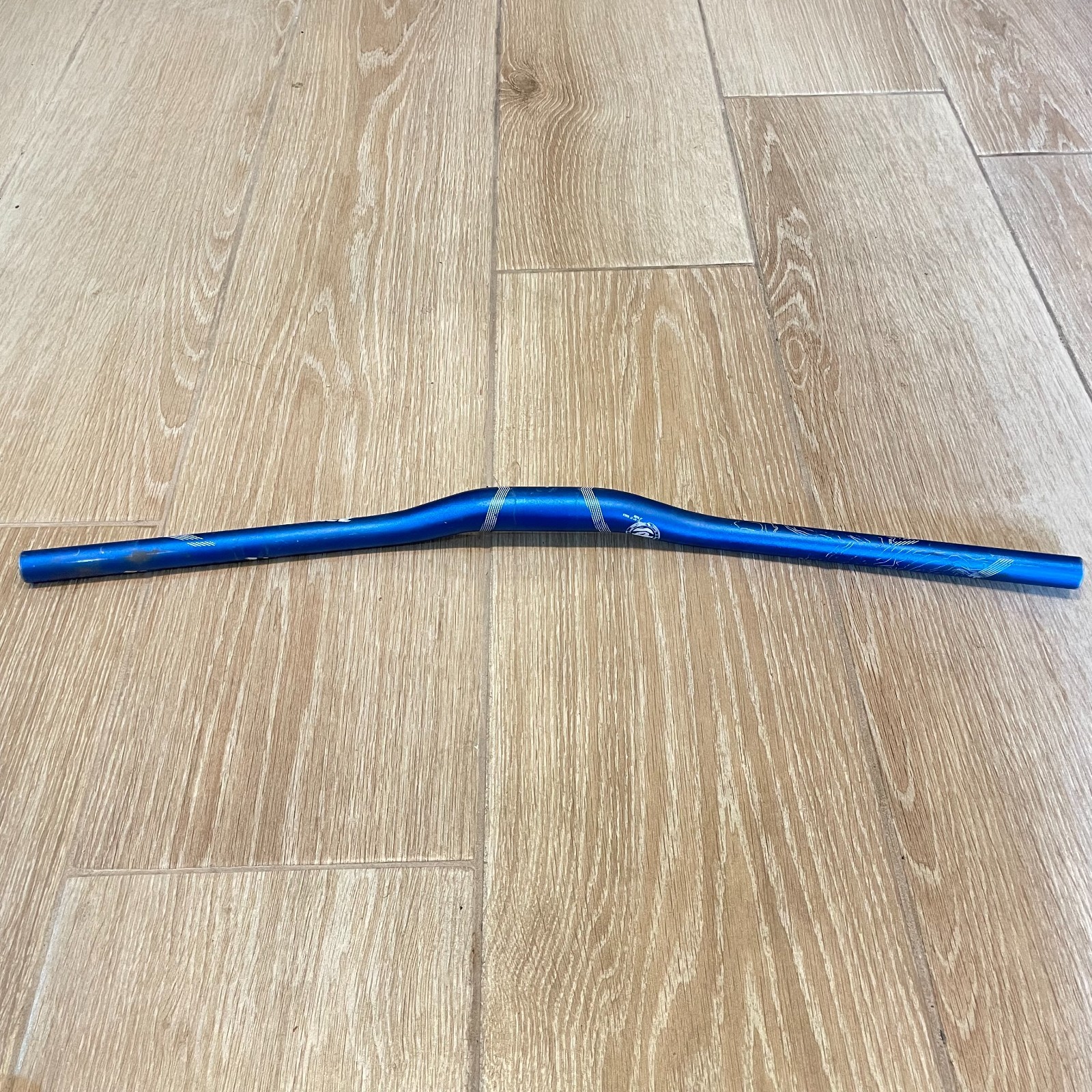 Race Face Atlas MTB Mountain Bike Riser Bar 31.8 x 710mm Blue