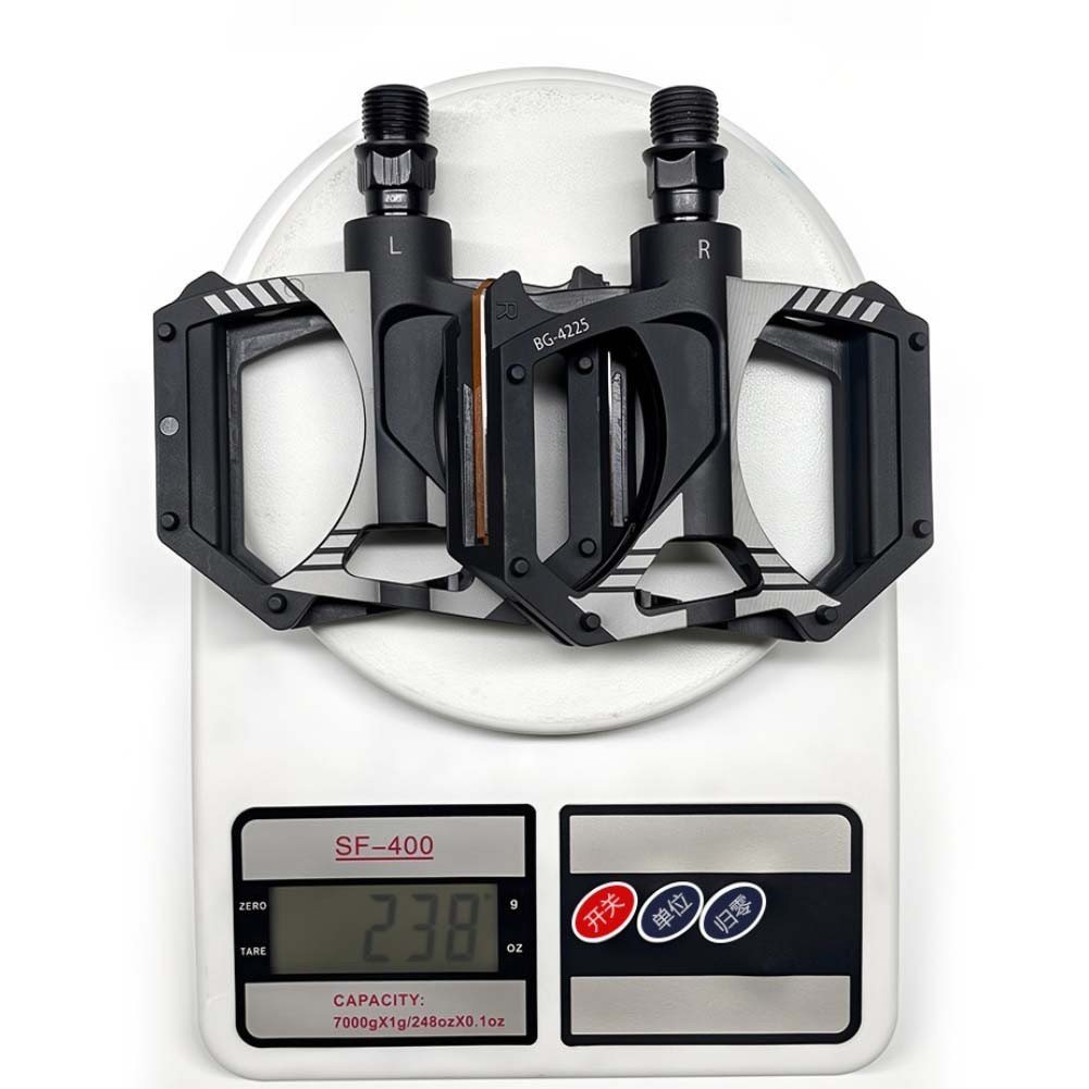 Reliable Nylon Bicycle Pedals with Double DU Bushing for Mountain Bikes