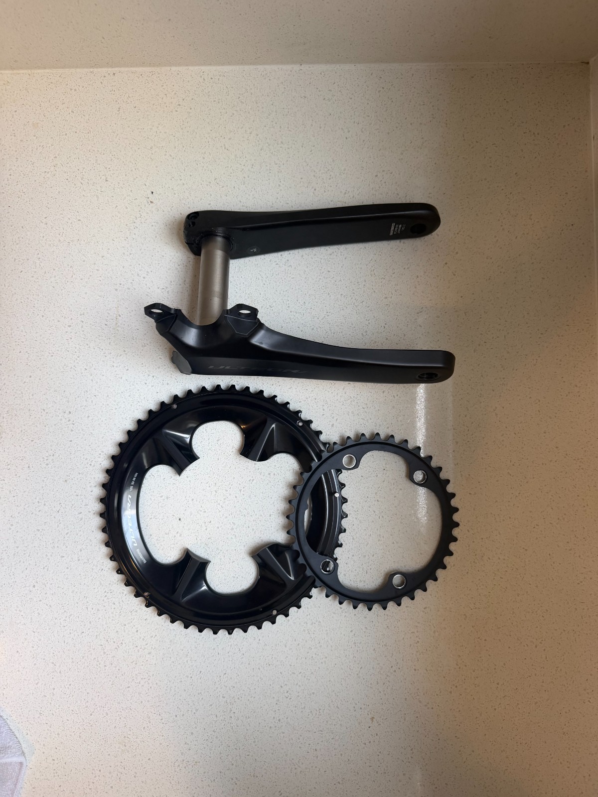 Shimano FC-R8100 Ultegra 52/36T 170mm 12-Speed Crankset – Low/no mileage