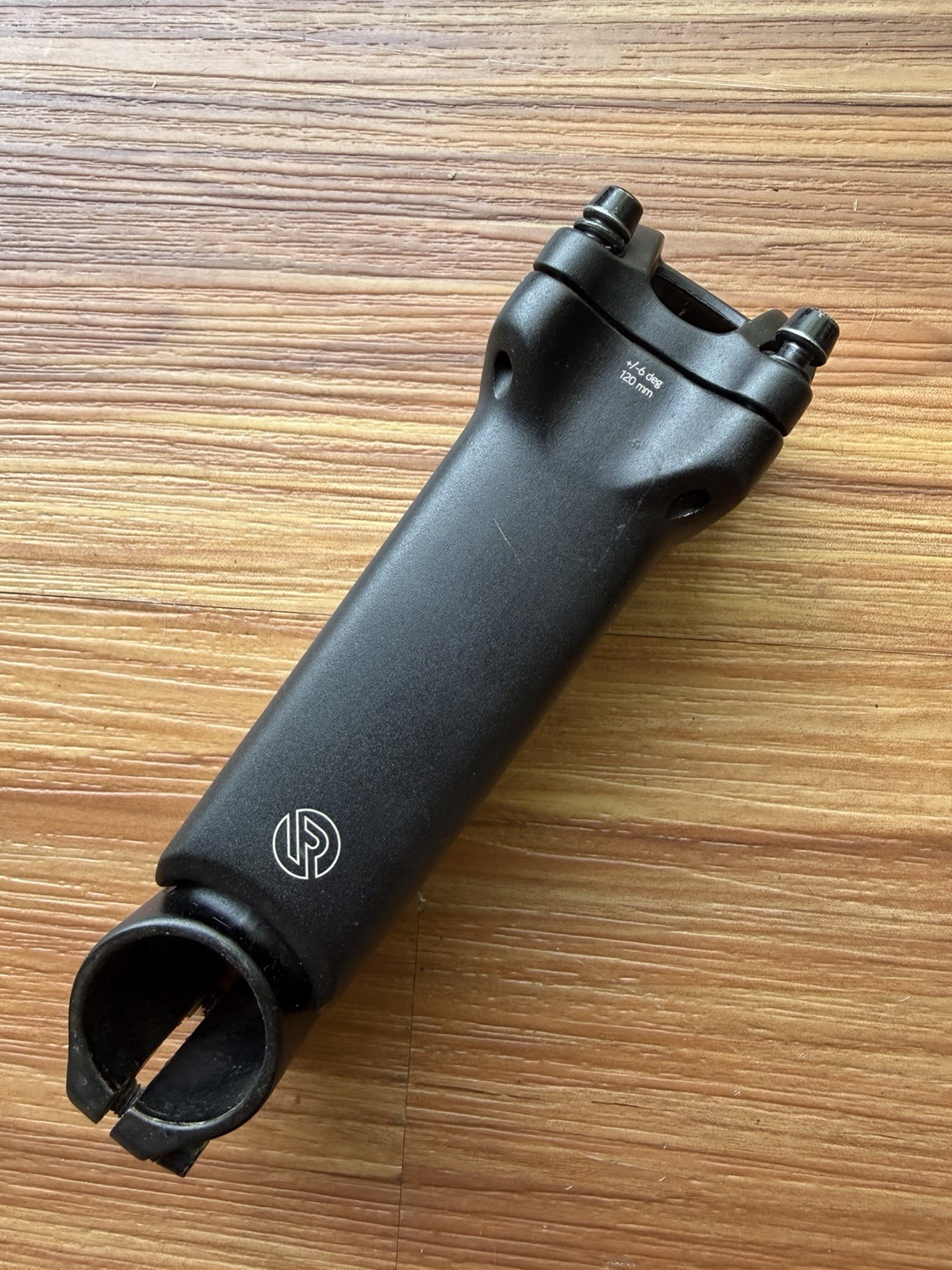 Redshift ShockStop Stem. 120mm Long. + /-6 Deg. 31.8mm Clamp. 1-1/4” Steer Tube