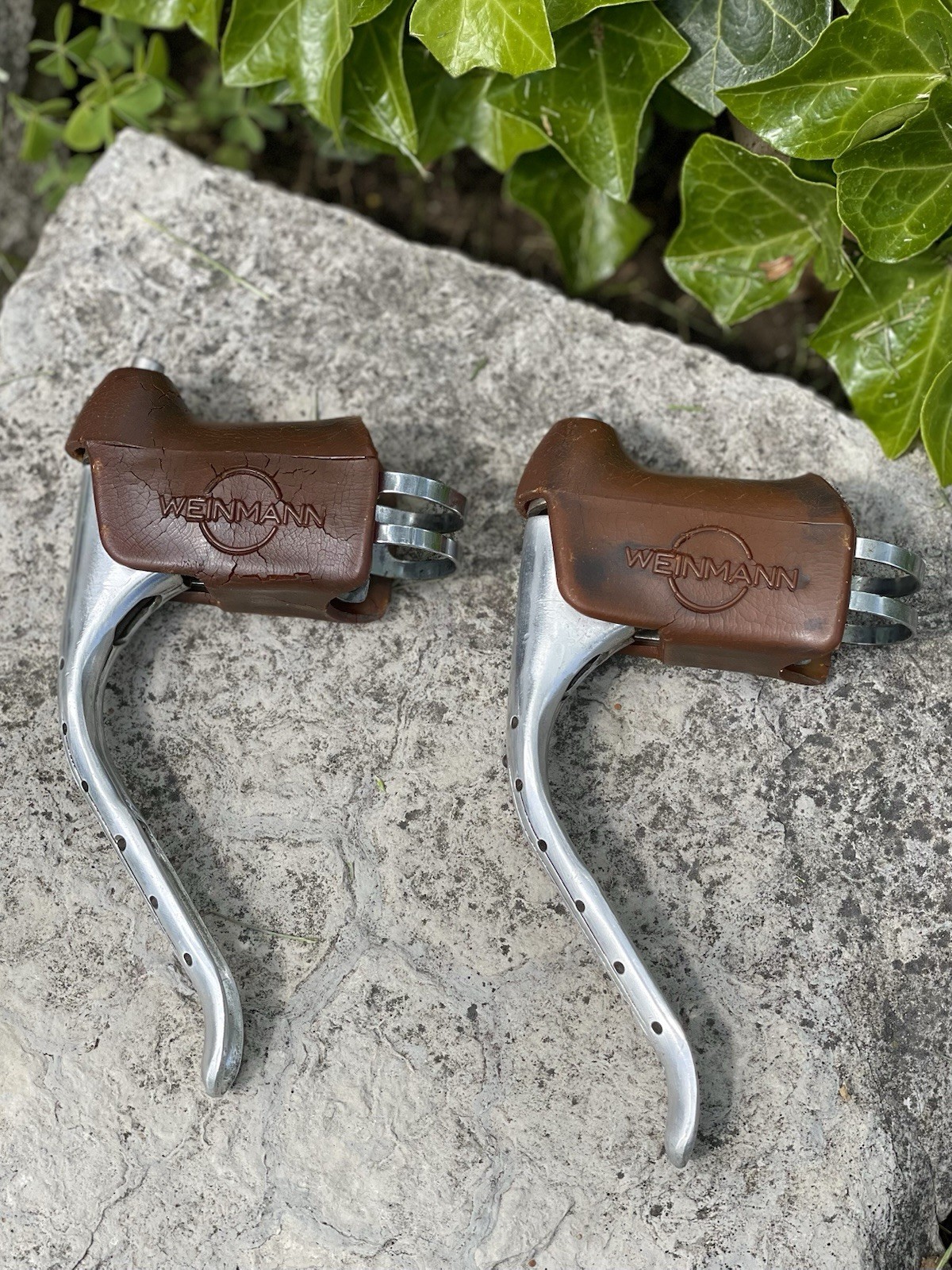 Vintage Weinmann Drilled Brake Levers- Drillium Road Brakes 1970s 605 Black Dot