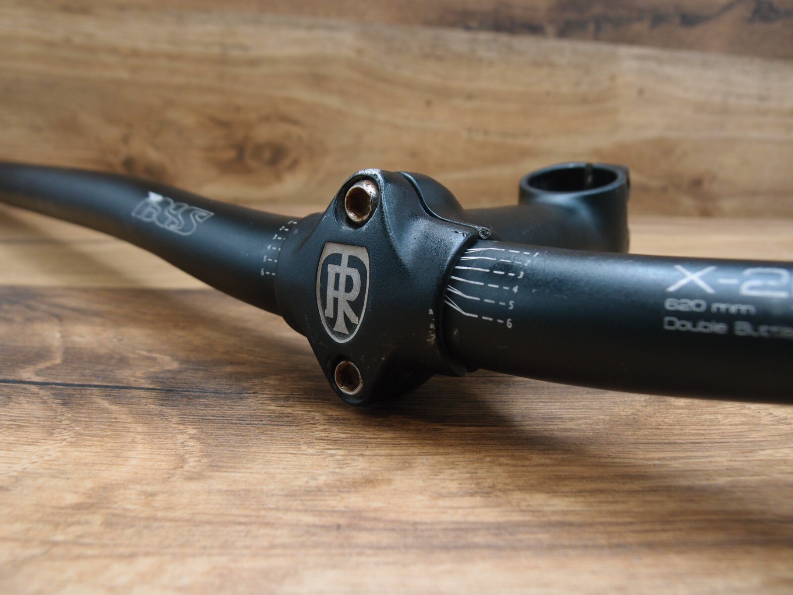 flat handlebar ixs X-2RXC double butted + ahead stem Ritchey 1 1/8 in