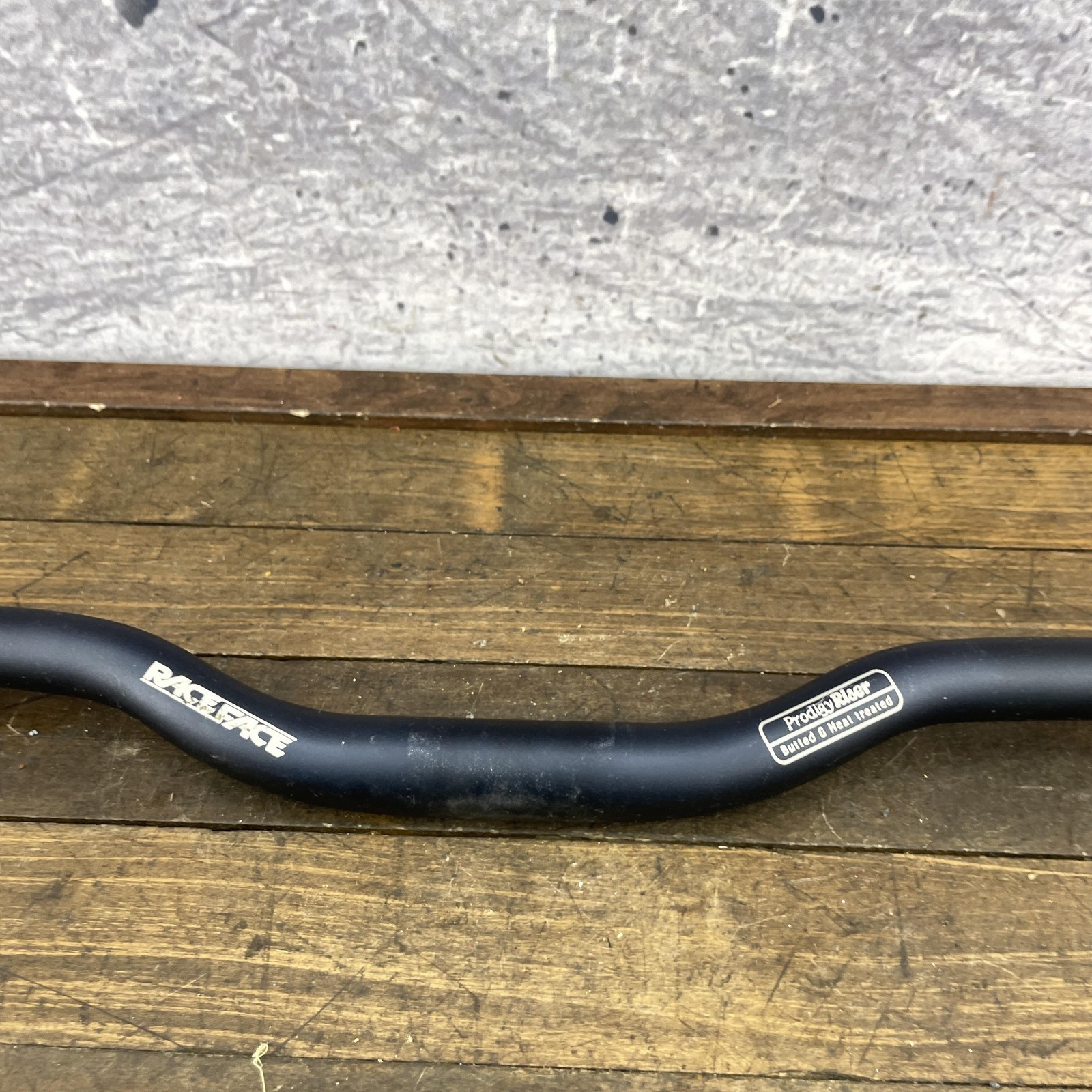 Race Face Prodigy Riser Handlebar 620mm 25.4mm Alloy Mountain Bike 285g VGC